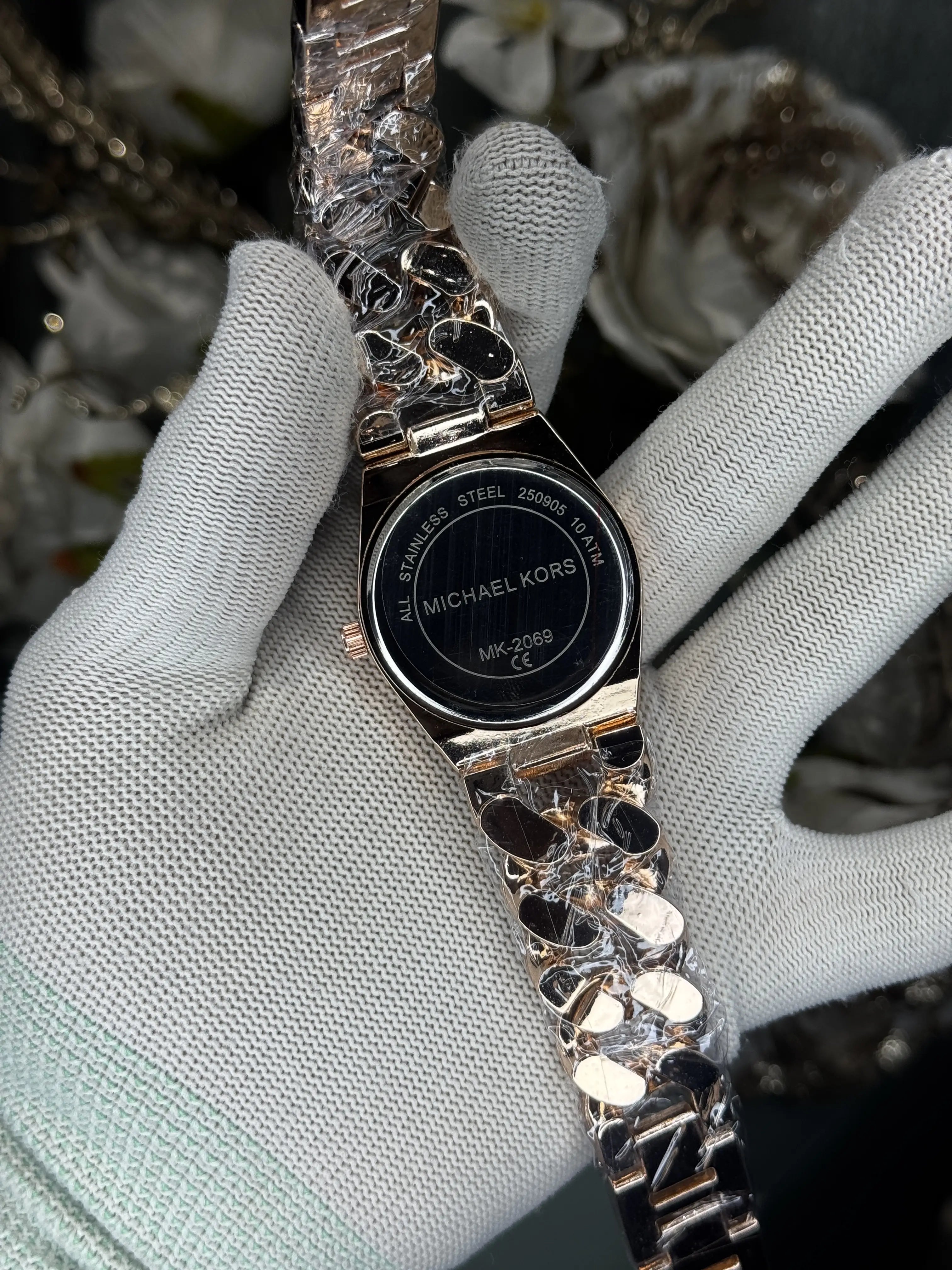 Michael Kor s Lennox Rose Gold Diamond Premium Watch