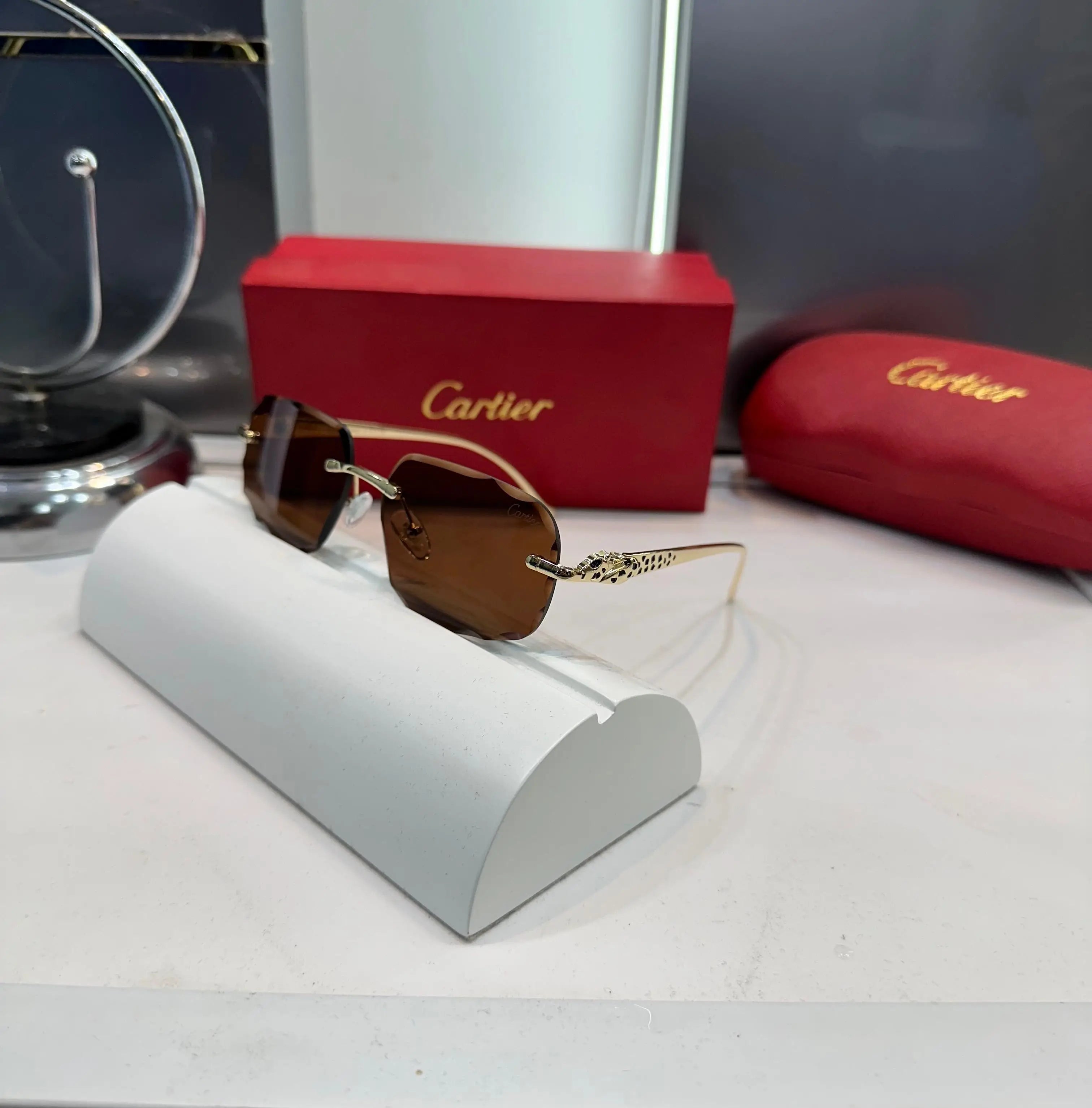 Cartie r Gold Brown Premium Shades 103