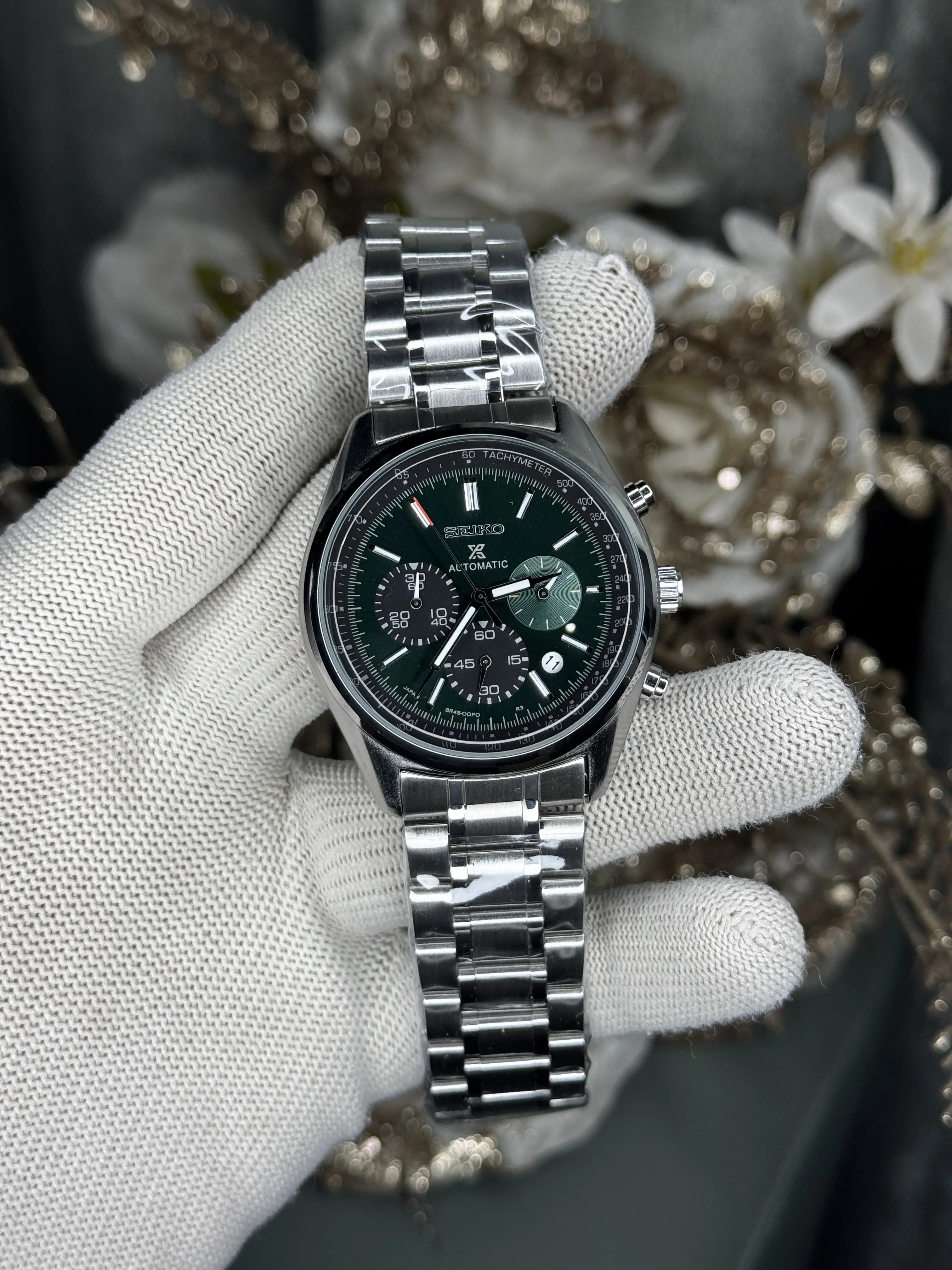 Seiko Chronograph Silver Green Premium Watch