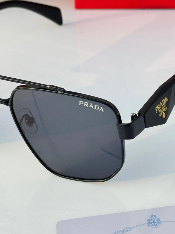 Prada_1683_Black