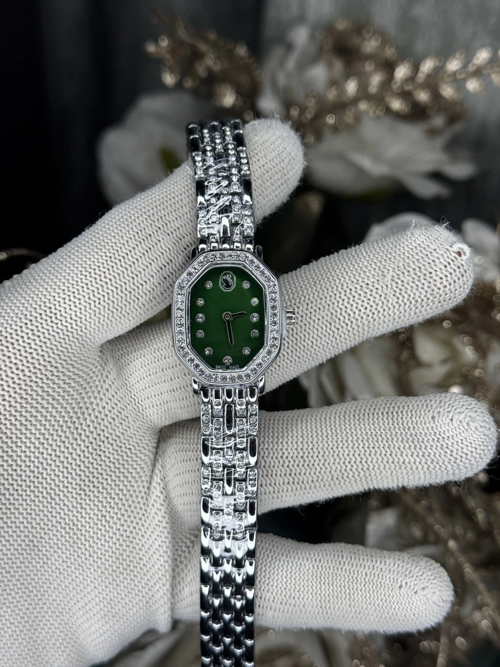 Swarovsk i Silver Green Premium Watch