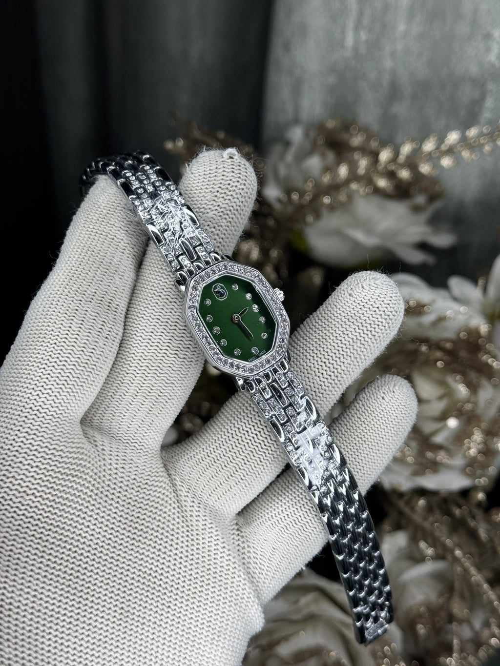 Swarovsk i Silver Green Premium Watch