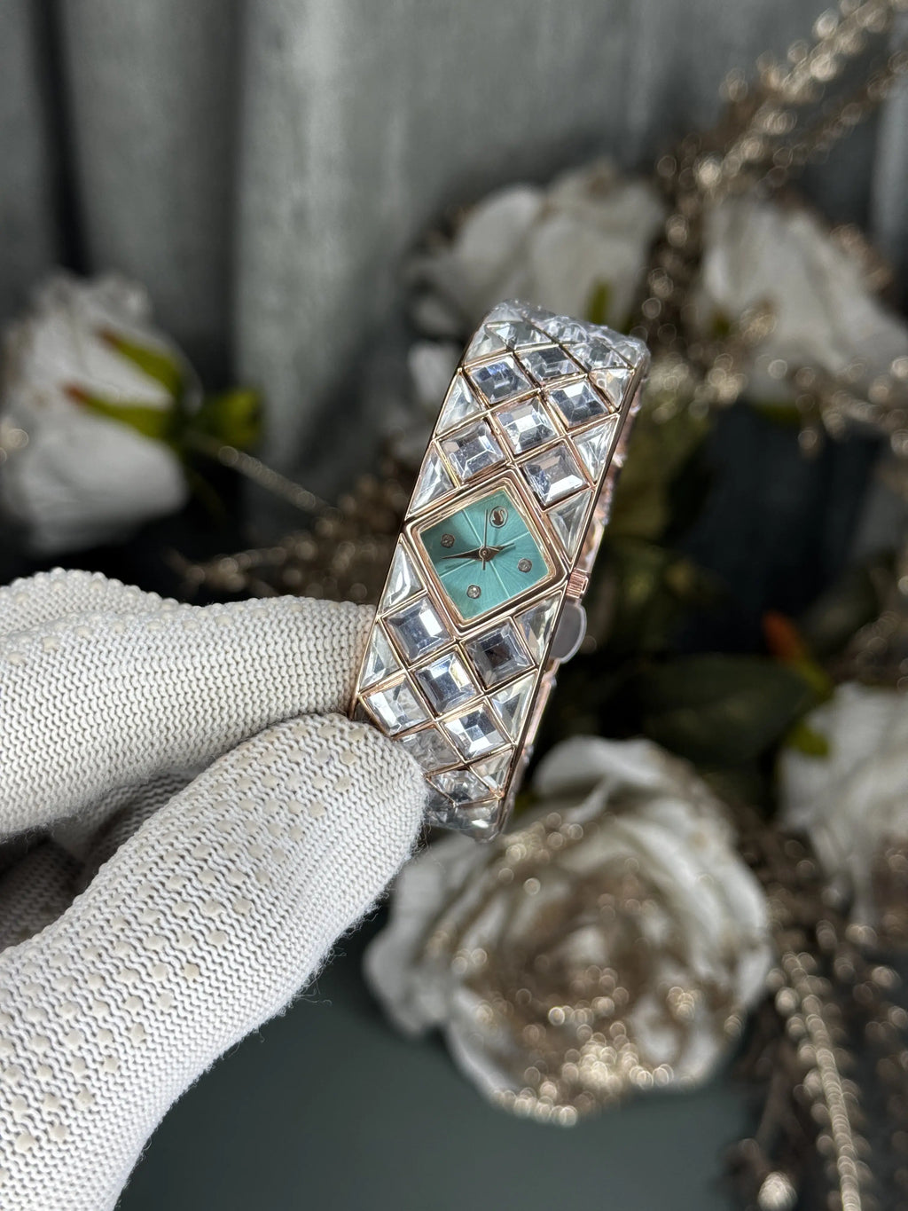 Swarovsk i Bangle Dual Tone Tiffany Dial Premium Watch