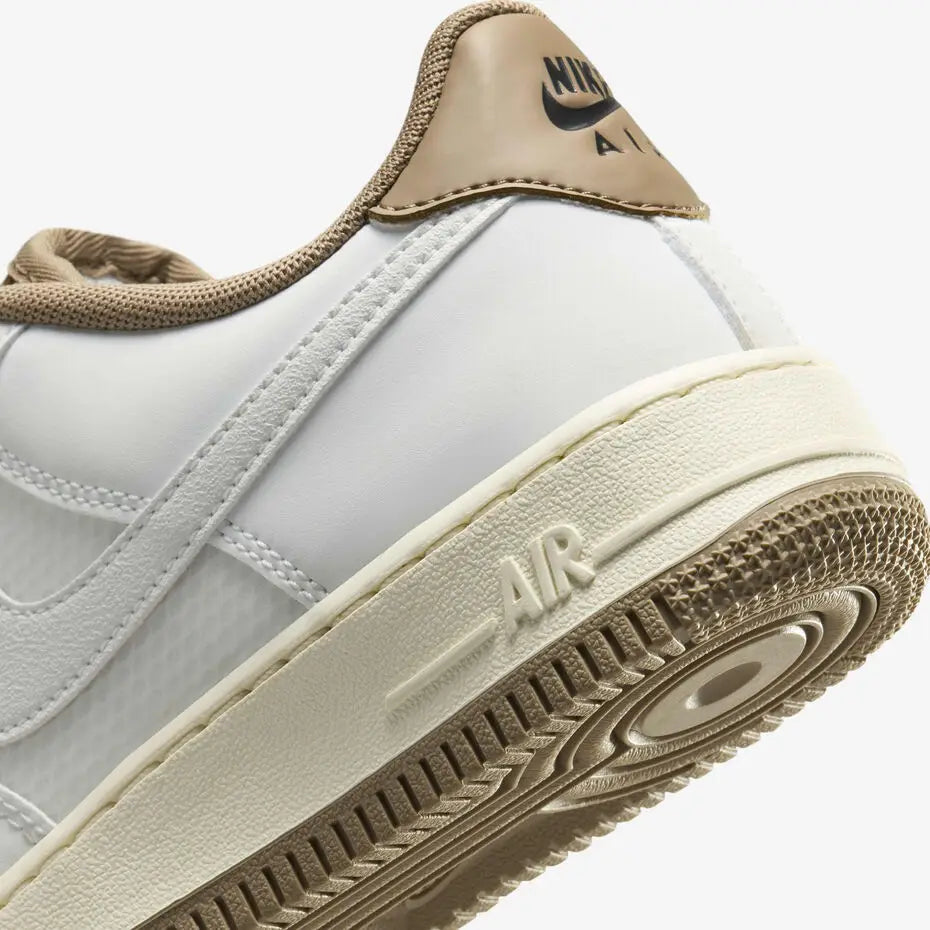 Nike Air Force 1 LV8 SUMMIT WHITE KHAKI