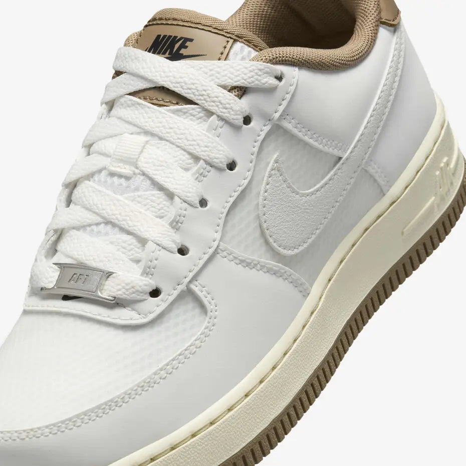 Nike Air Force 1 LV8 SUMMIT WHITE KHAKI