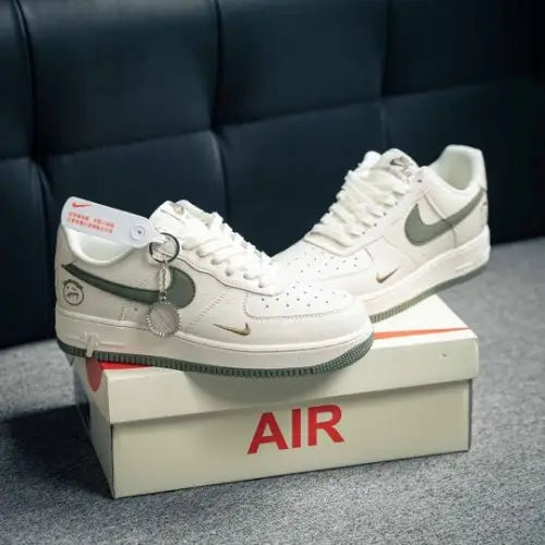 Nike AirForce 1 Travis Scott OLIVE