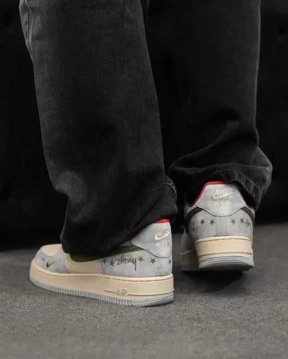 Nike Air Force 1 Low STUSSY X GREY RED