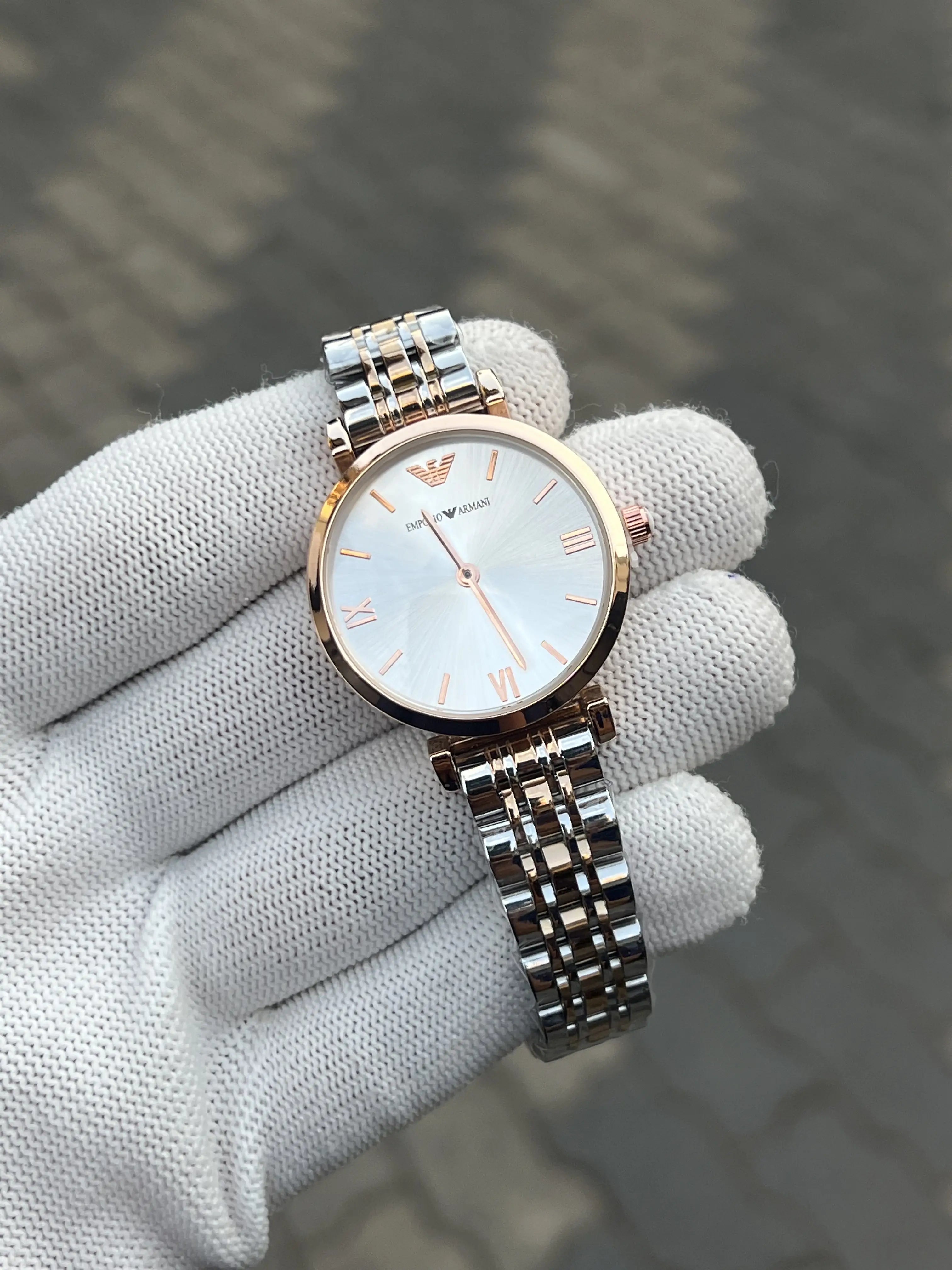 Empori_o Armani Two Tone White