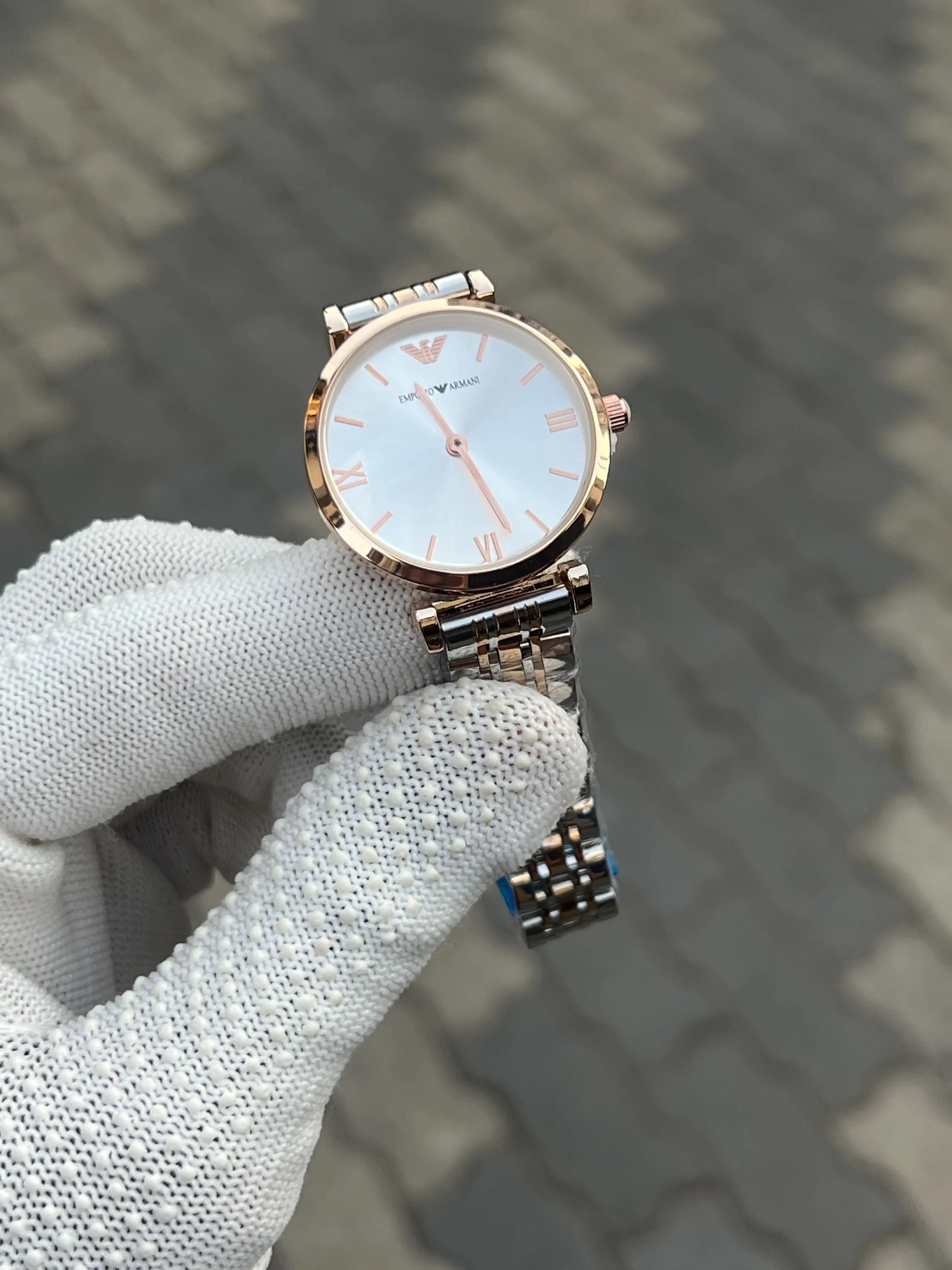 Empori_o Armani Two Tone White