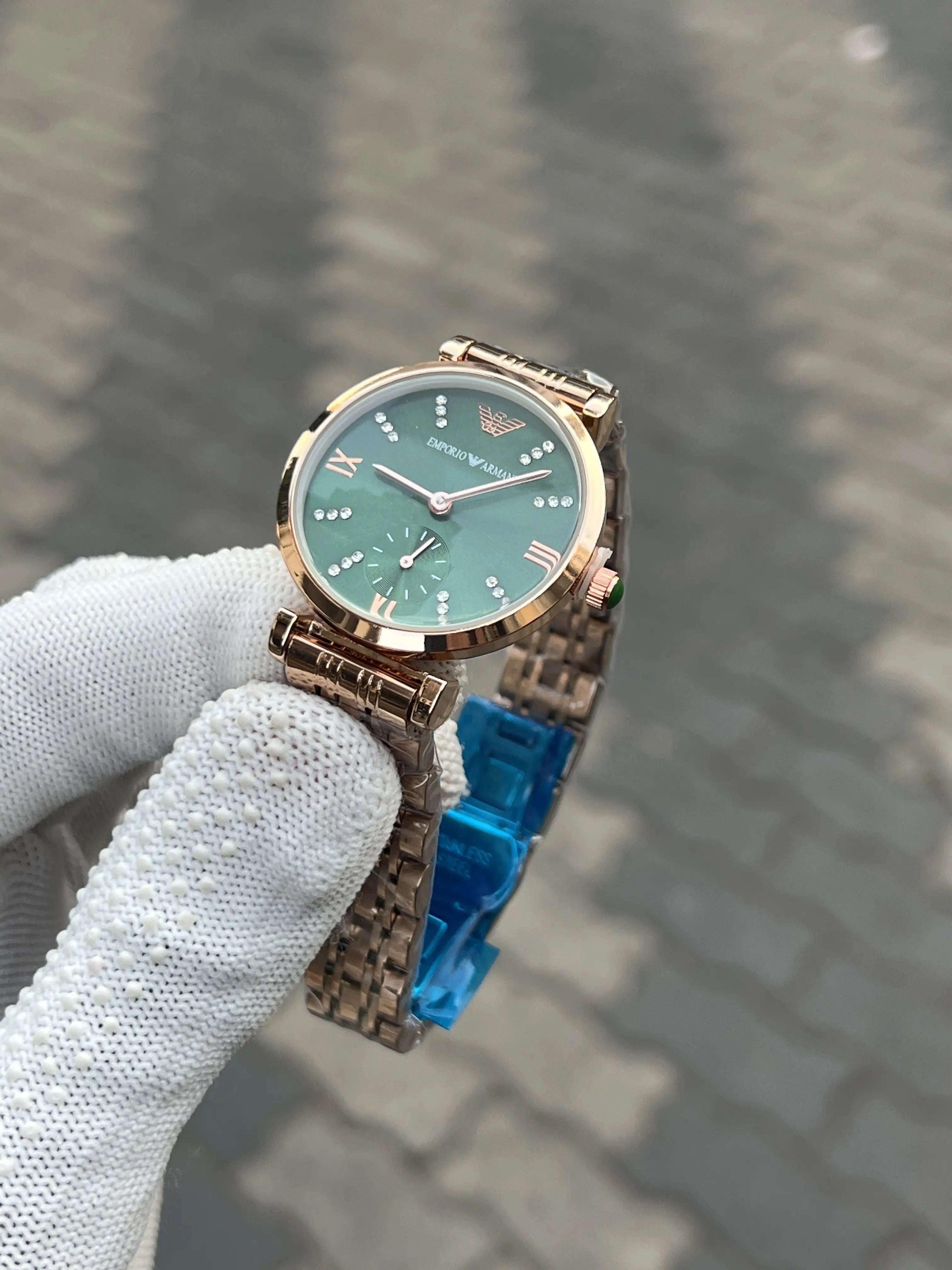 Empori_o Armani Gold Green