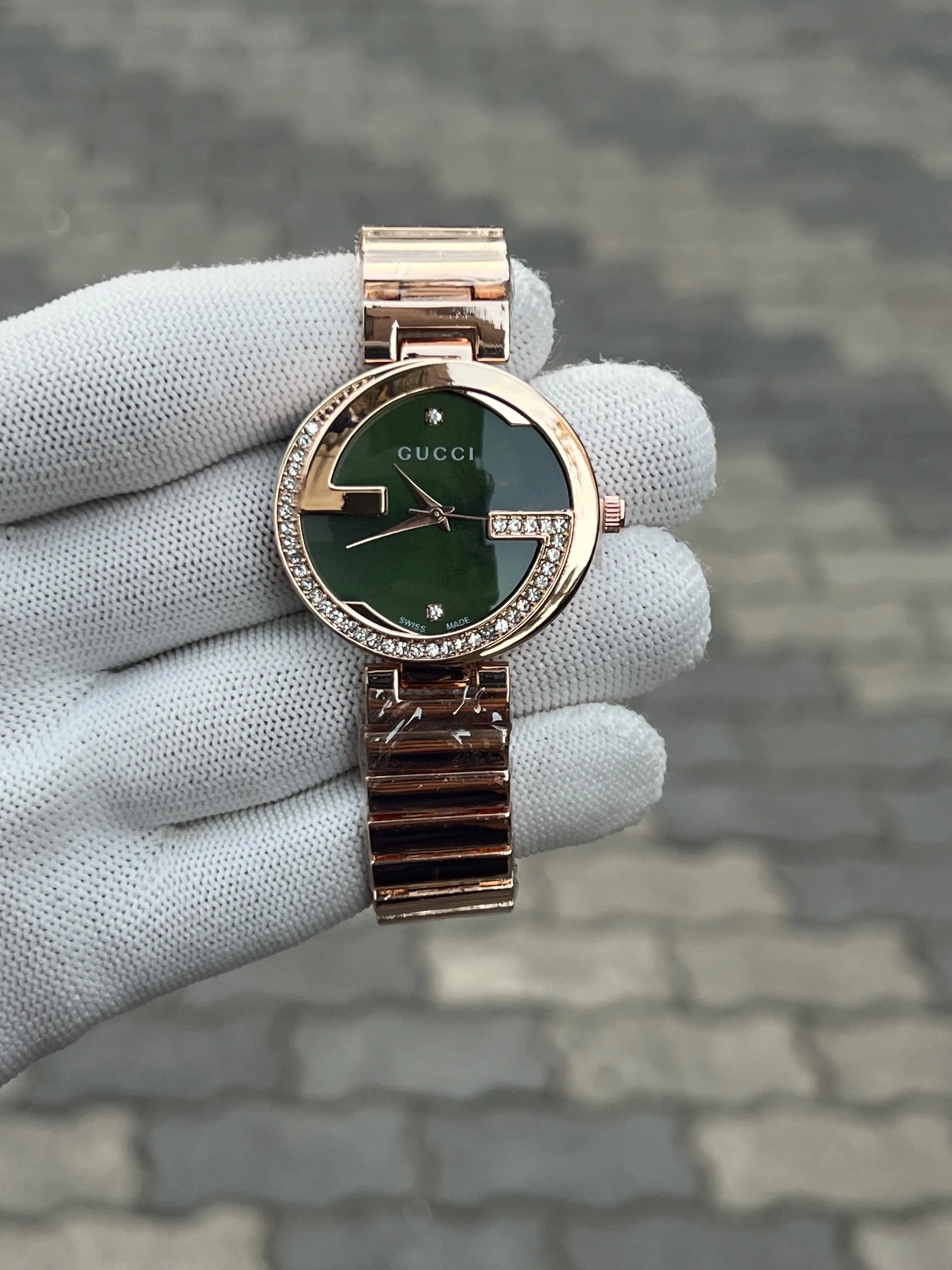 Gucc_i Gold Green Diamond