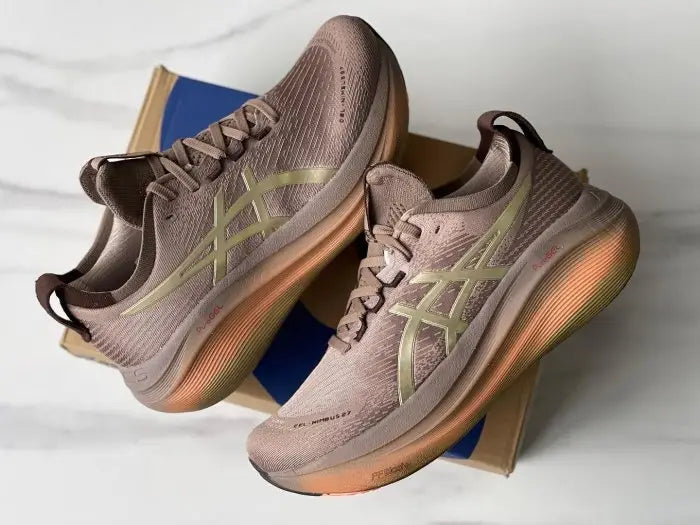 Asics Gel Nimbus 27 Luxe