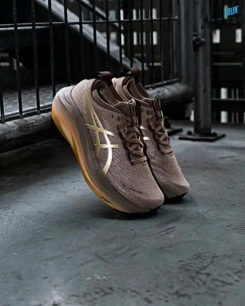 Asics Gel Nimbus 27 Luxe