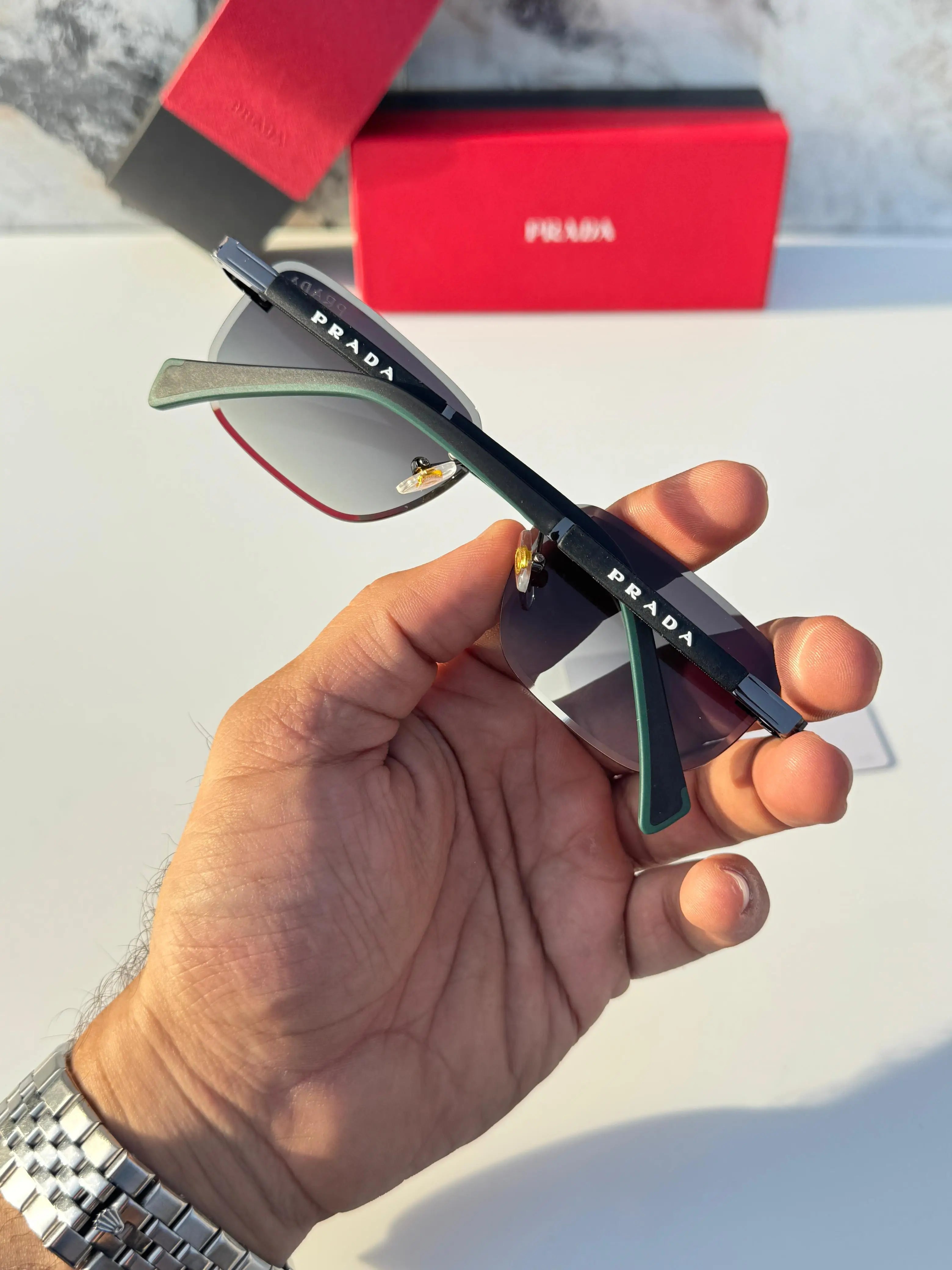 Prada_122_green_shaded