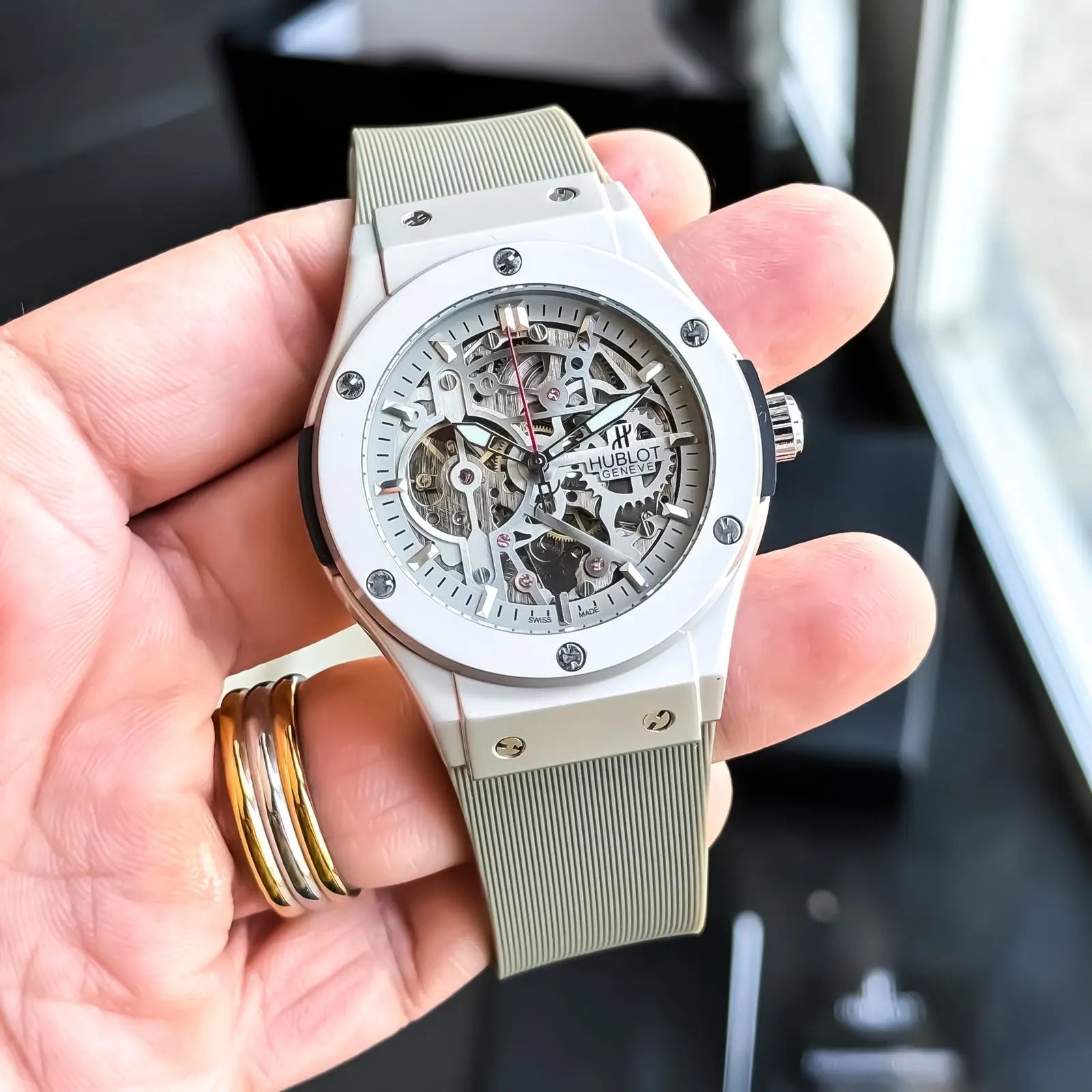 HUBLOT_AUTO_SILVER_GREY