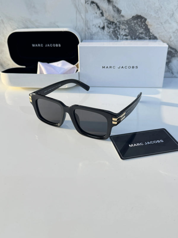 Marc_jacobs_1020_black_gold