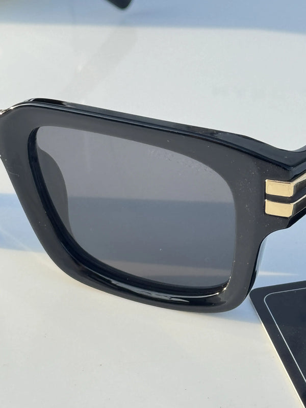 Marc_jacobs_1020_black_gold