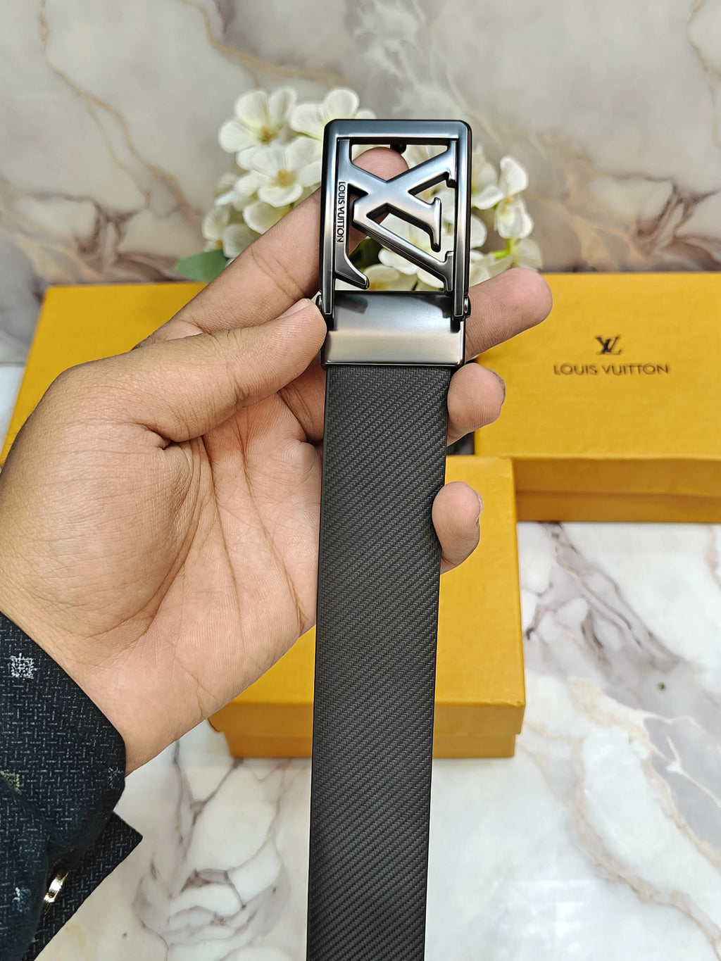 LV LOUIS VUITTON PREMIUM QUALITY REVERSEABLE BELT WITH OG BOX LV-327