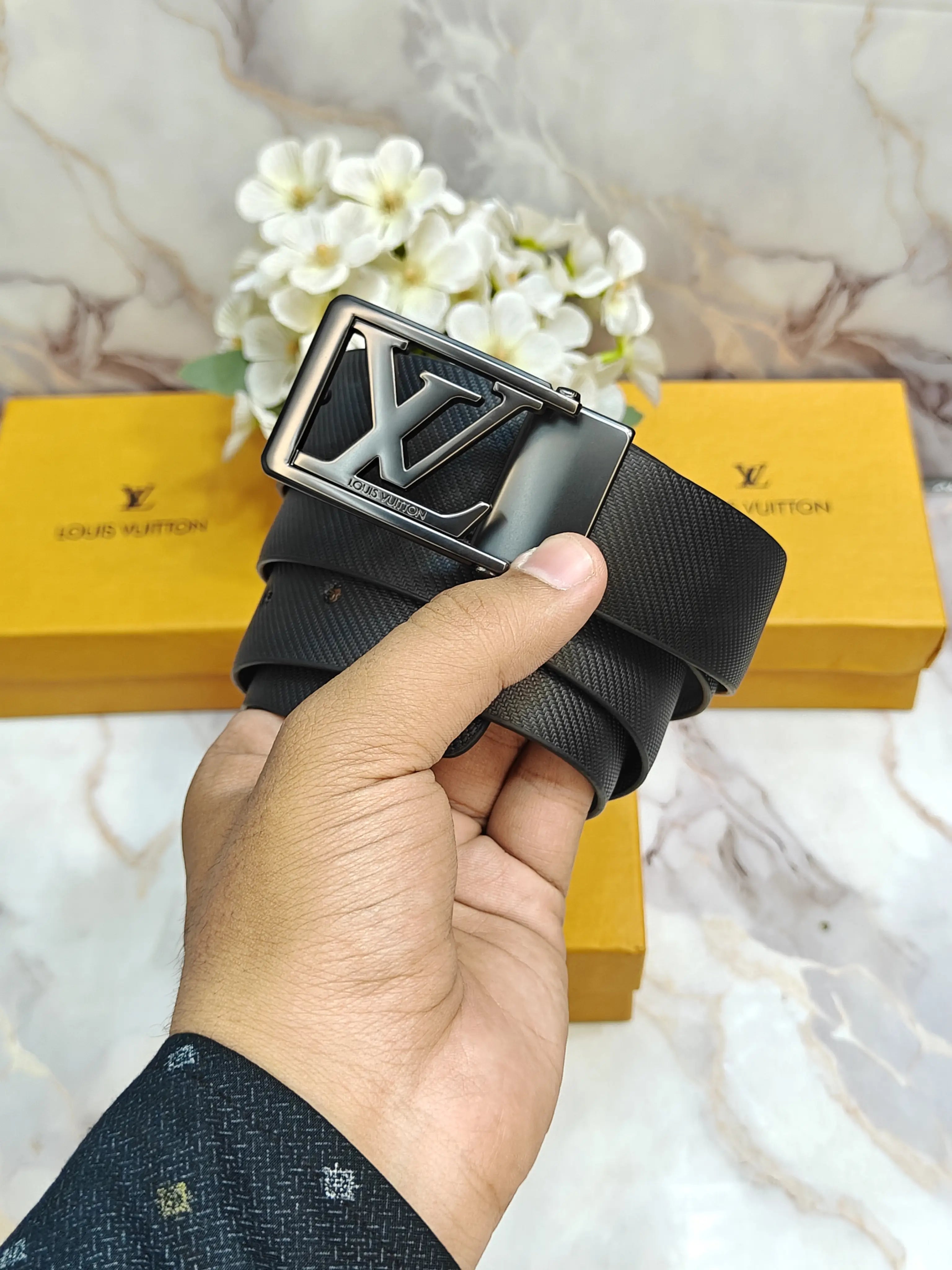 LV LOUIS VUITTON PREMIUM QUALITY REVERSEABLE BELT WITH OG BOX LV-327