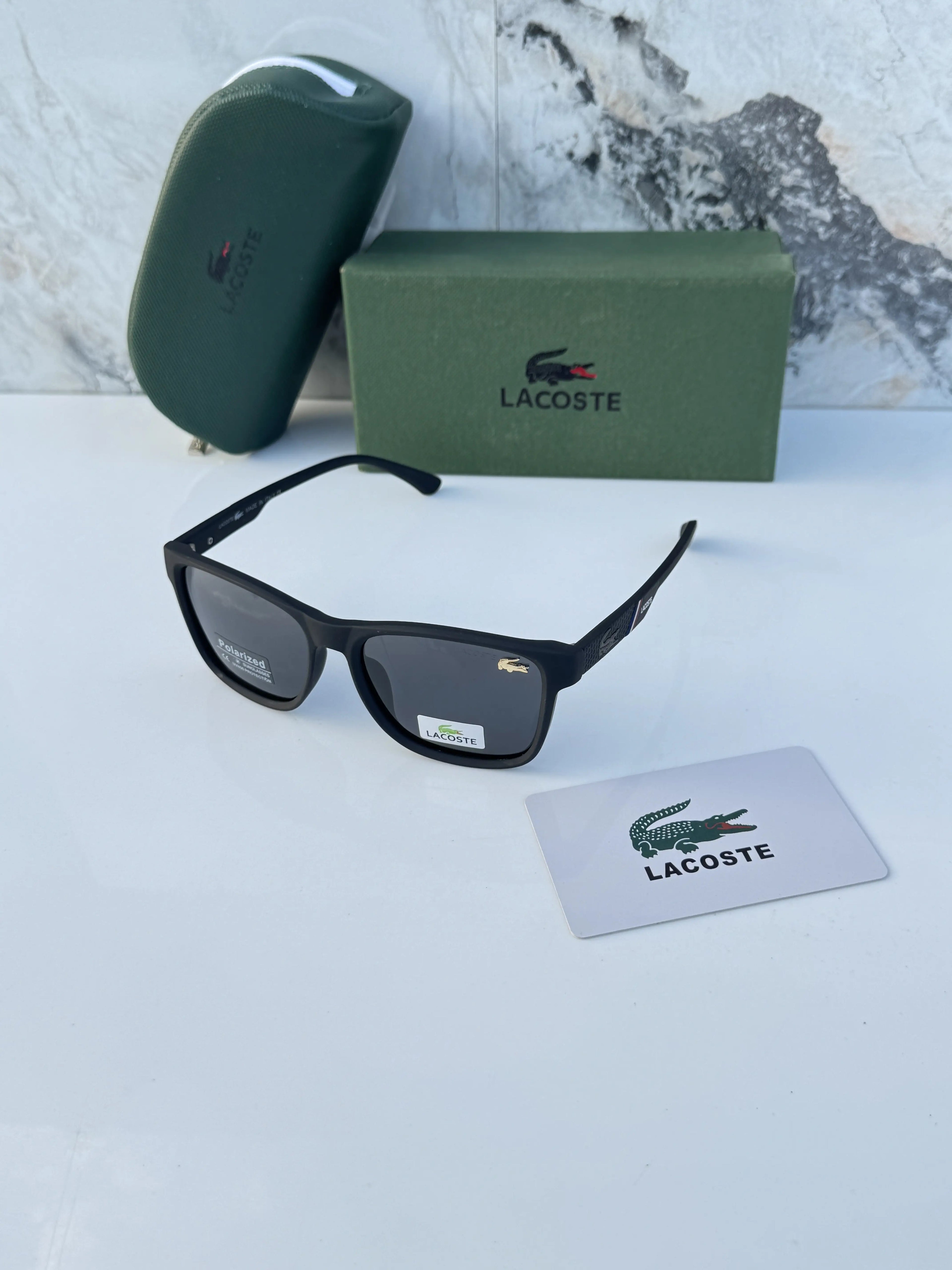 Lacoste_69071_matt_blue