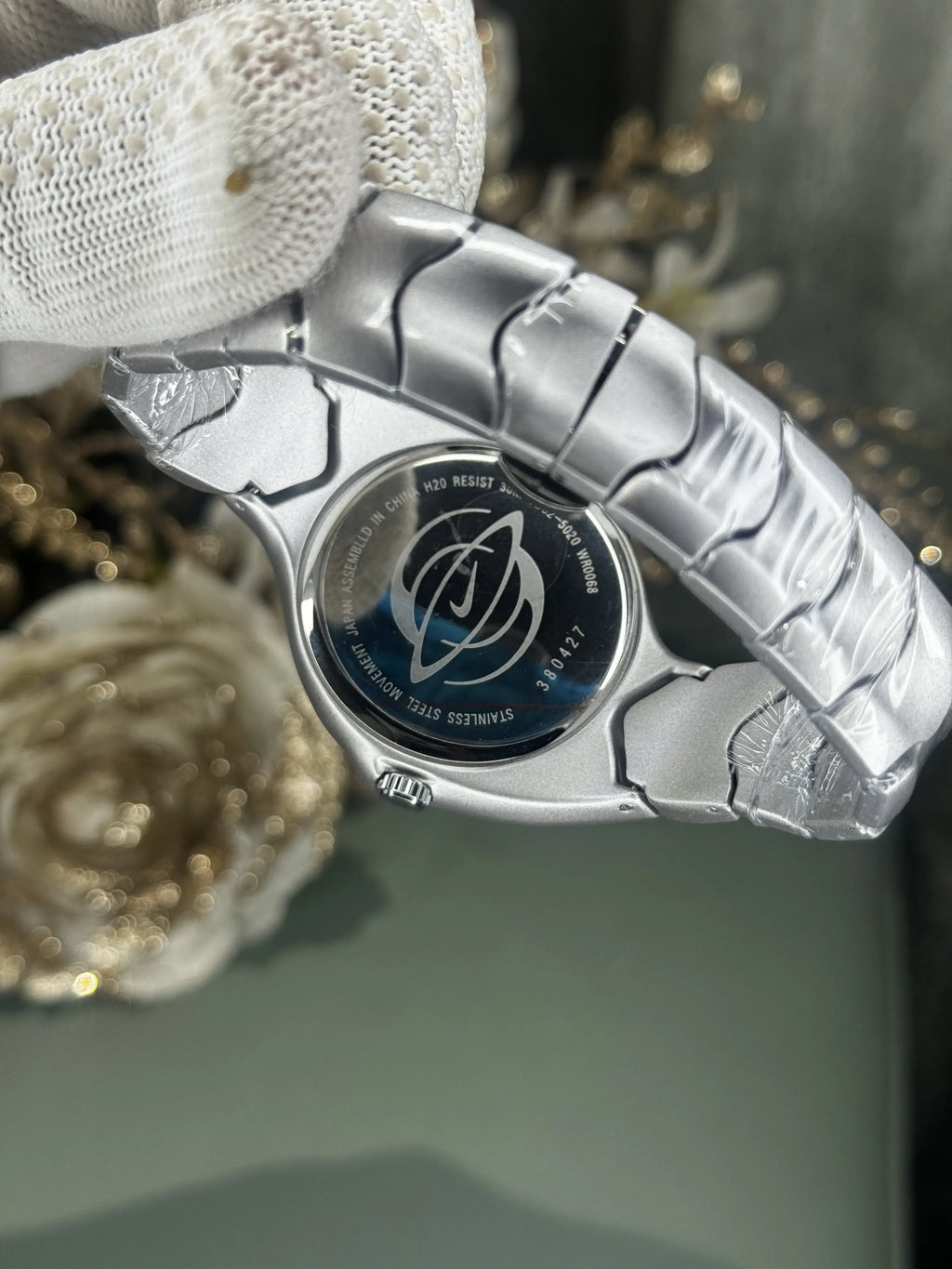 Nik e Silver Blue Metal Premium Watch