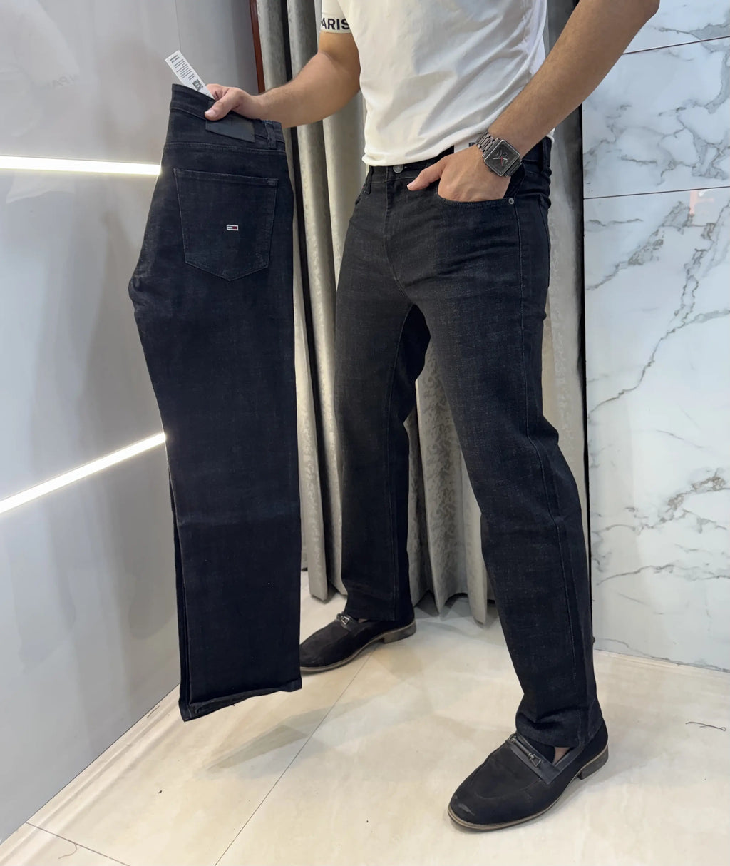 Tommy Hilfiger Carbon Black Classic Premium Denim