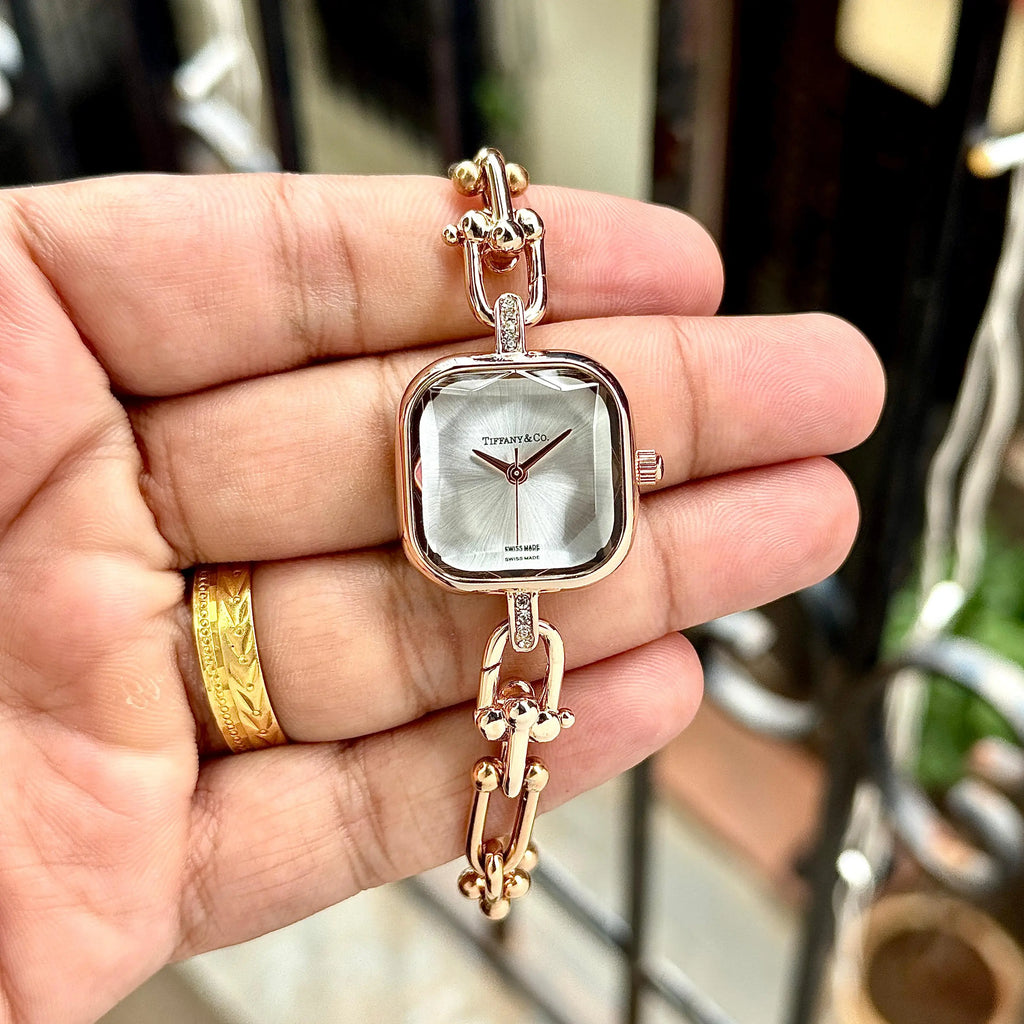TIFFANY_LADIES_ROSE_WHITE