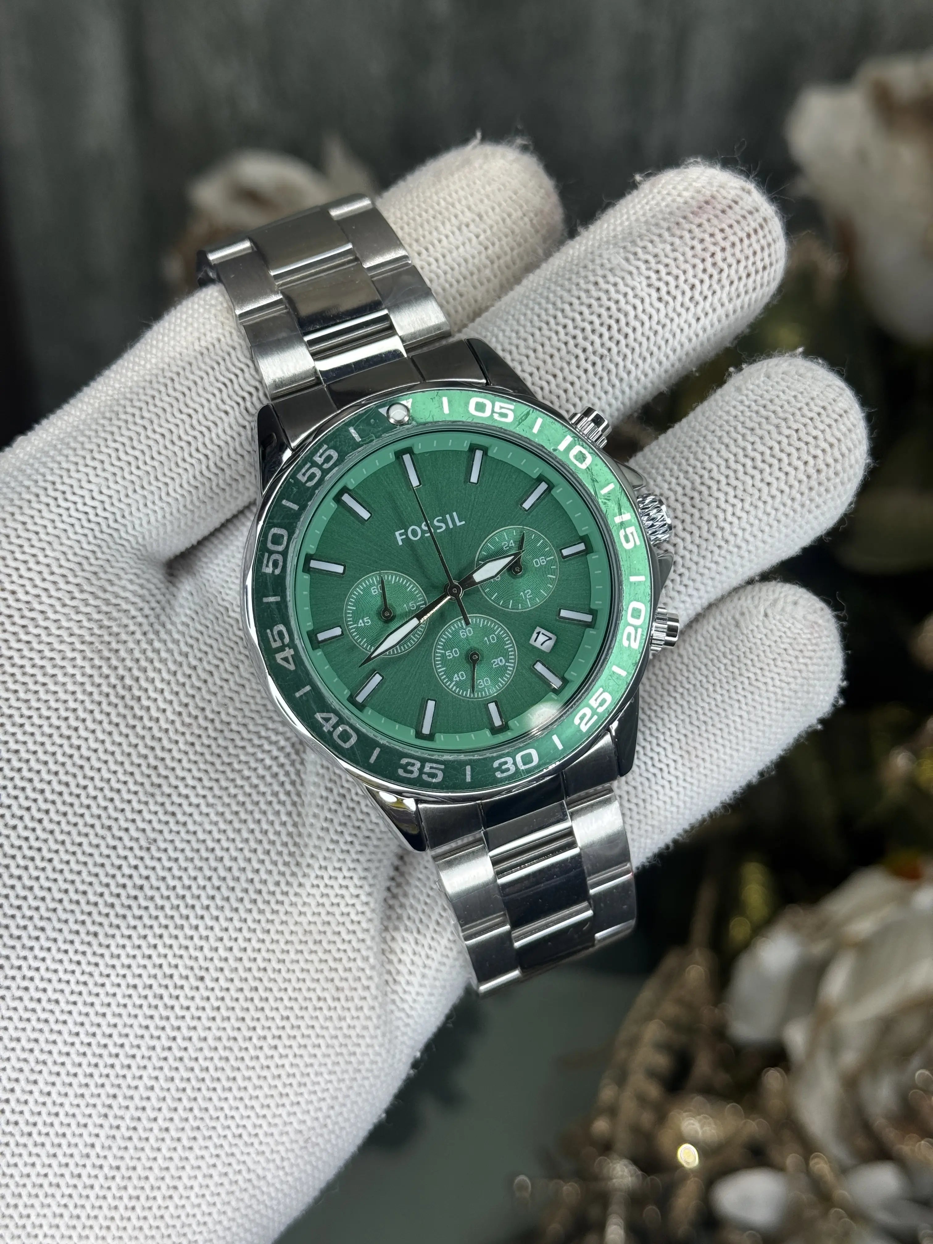 Fossil Bannon Silver Green Chronograph Watch Secondary image