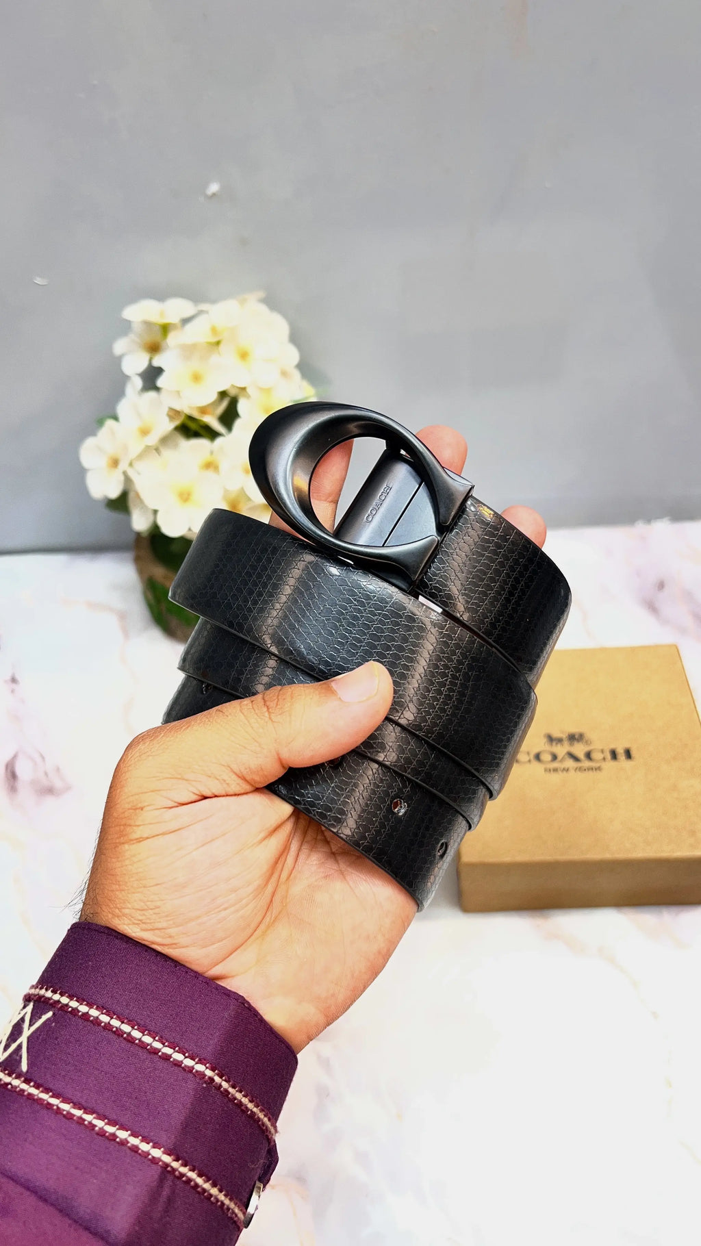 COACH PREMIUM QUALITY IMPORTED REVERSIBLE BELT WITH OG BOX