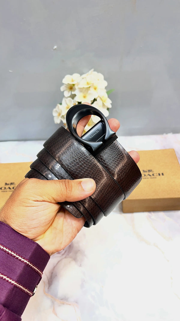 COACH PREMIUM QUALITY IMPORTED REVERSIBLE BELT WITH OG BOX