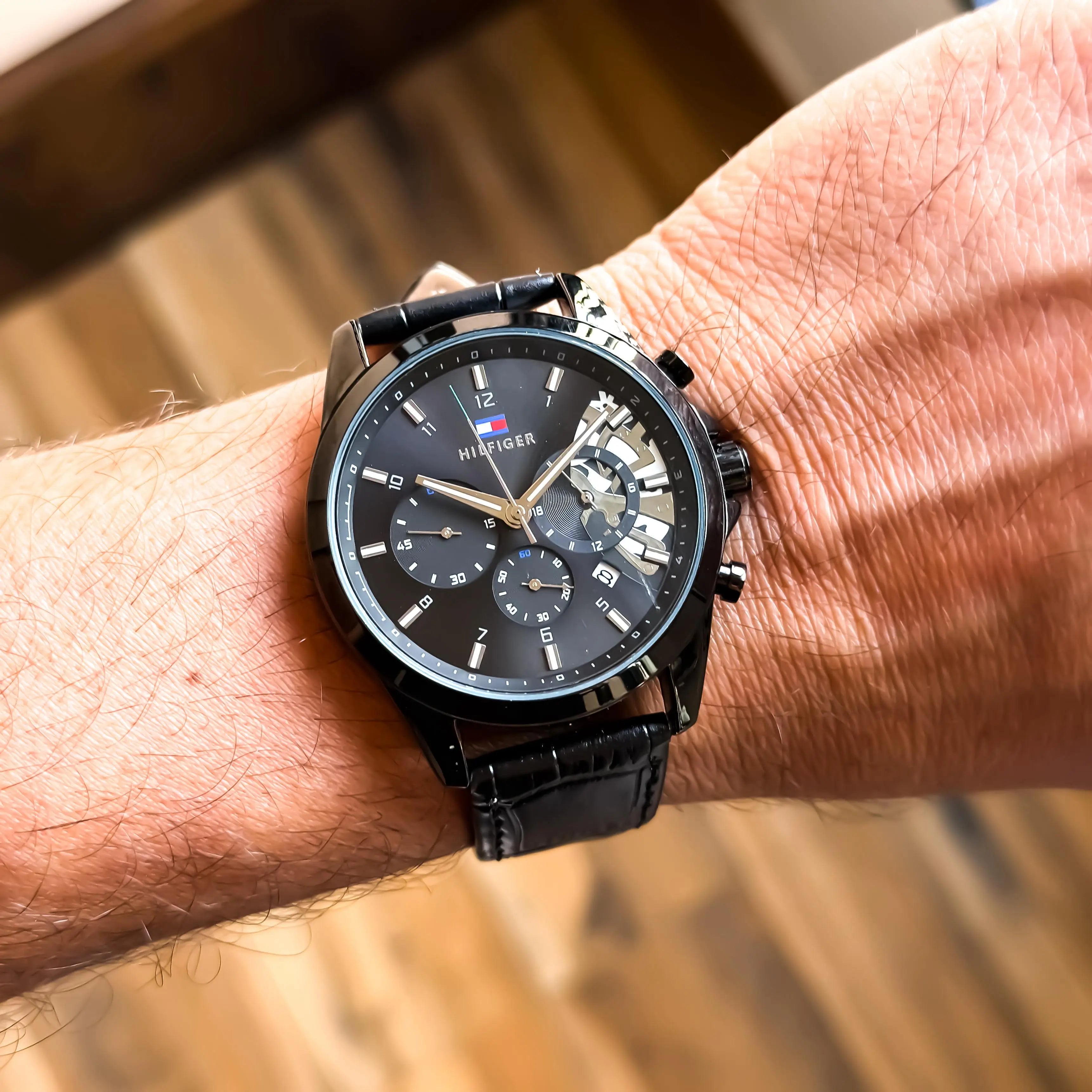 TOMMY_CHRONOGRAPH_BLACK