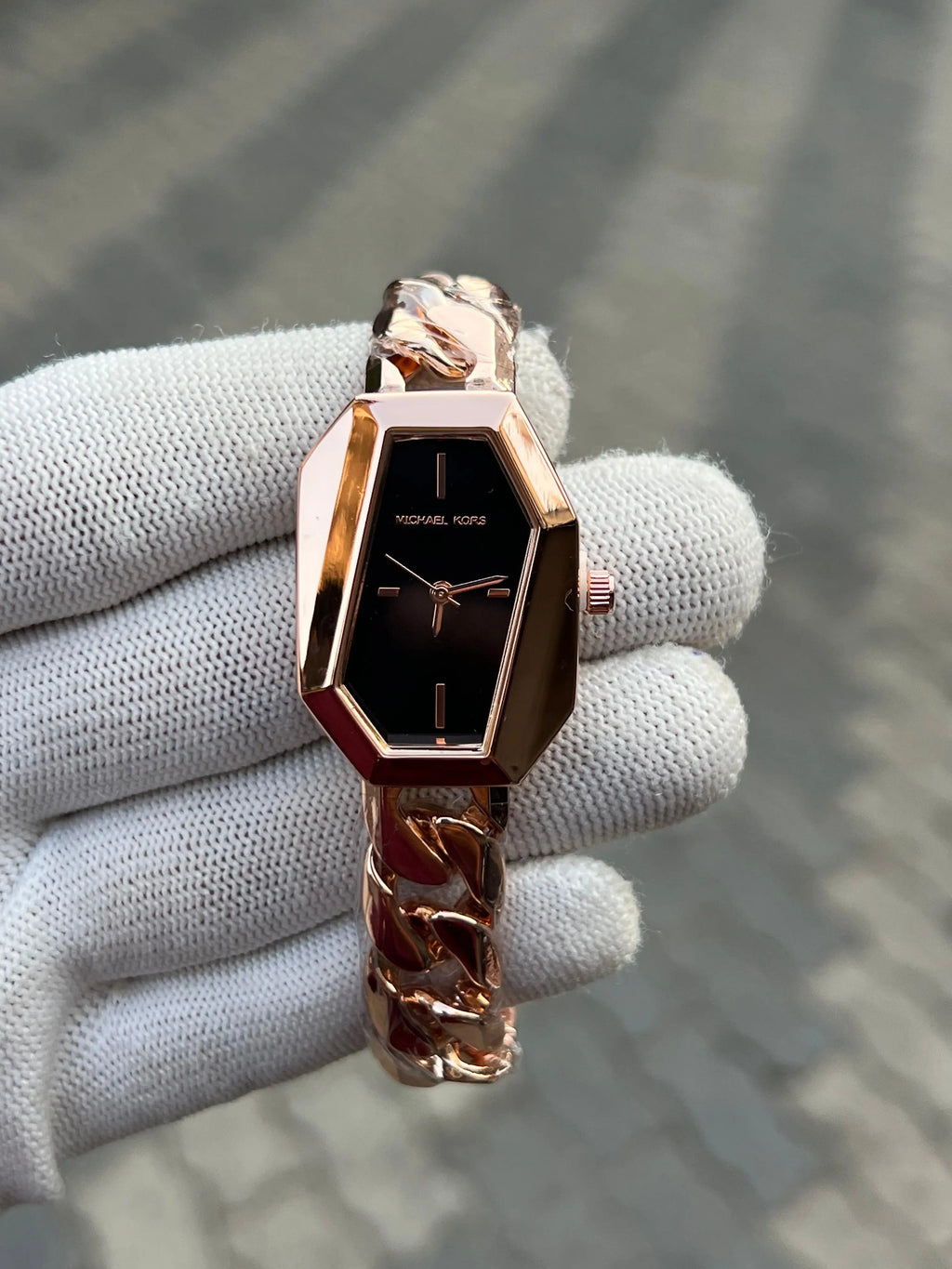 Michae_l Kors Gold Black
