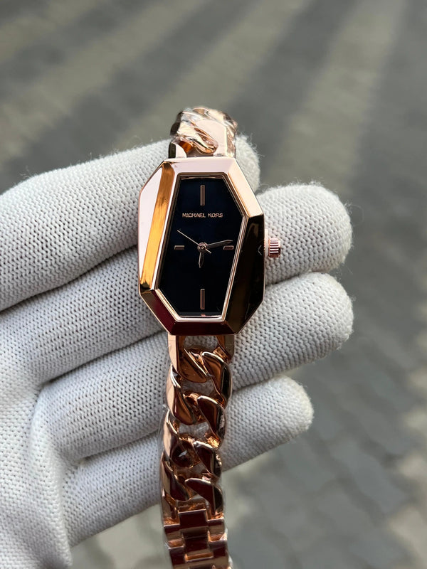 Michae_l Kors Gold Black