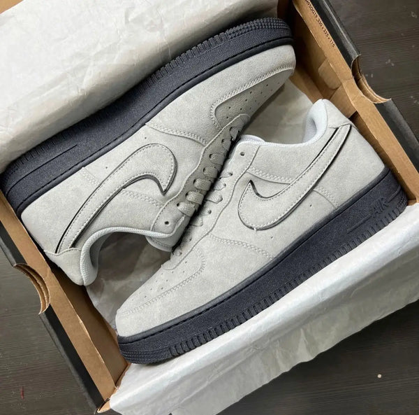 Nike Airforce 1 SUEDE GREY BLACK