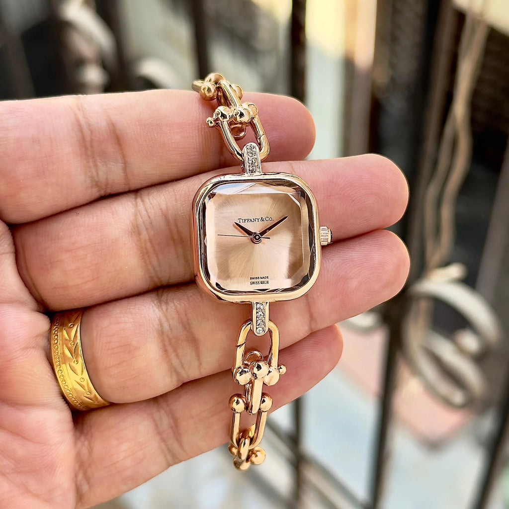 Tiffan_y & Co Rose Gold Colour