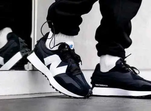 New Balance 327 Black White