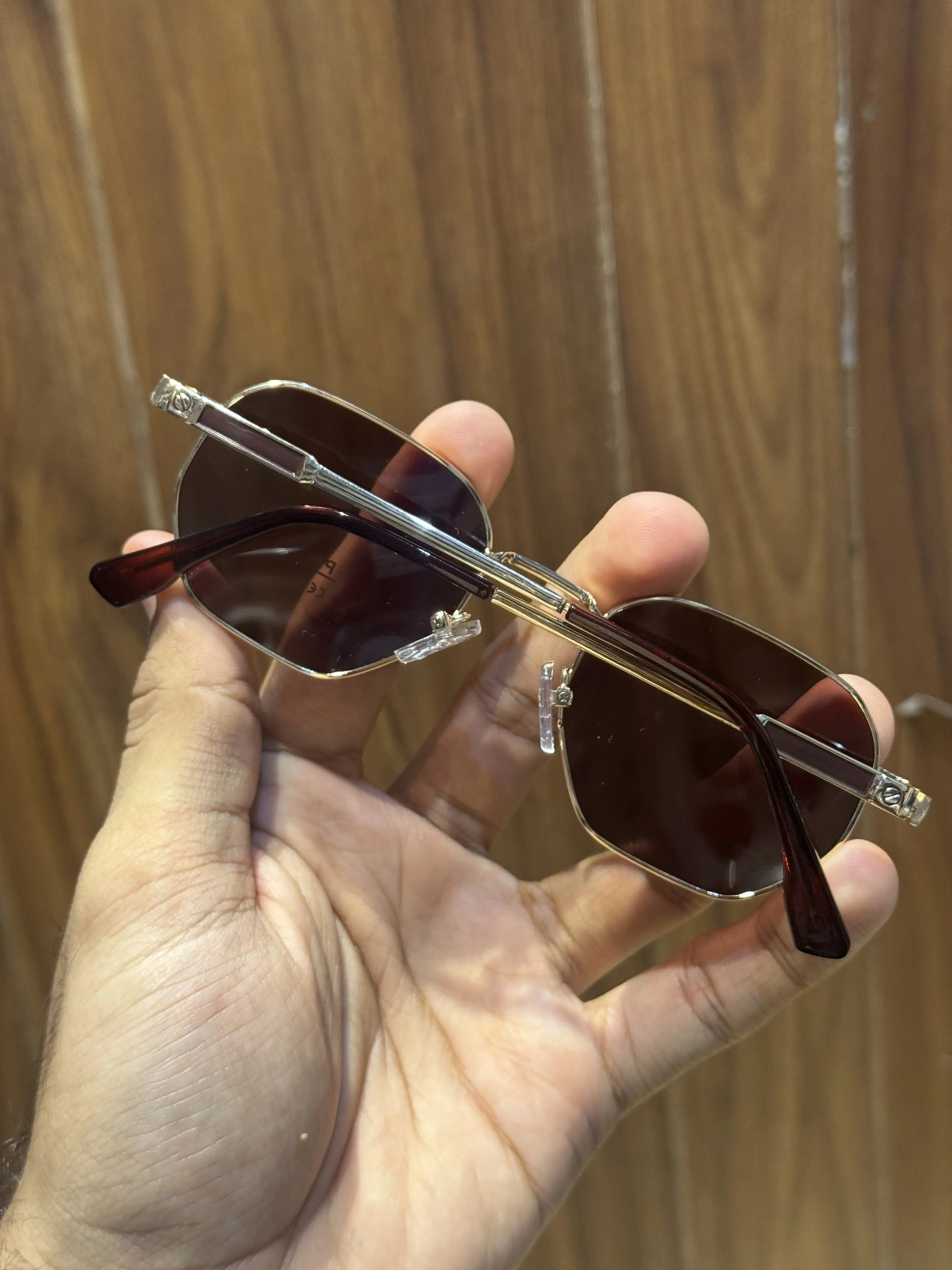 Cartie r Gold Premium Shades 4106