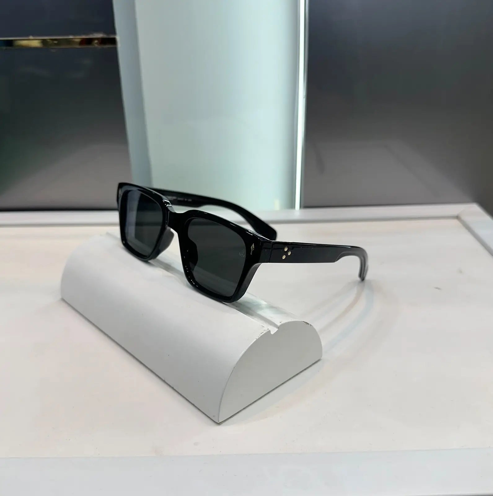 Jacques Marie Mage All Black Premium Shades