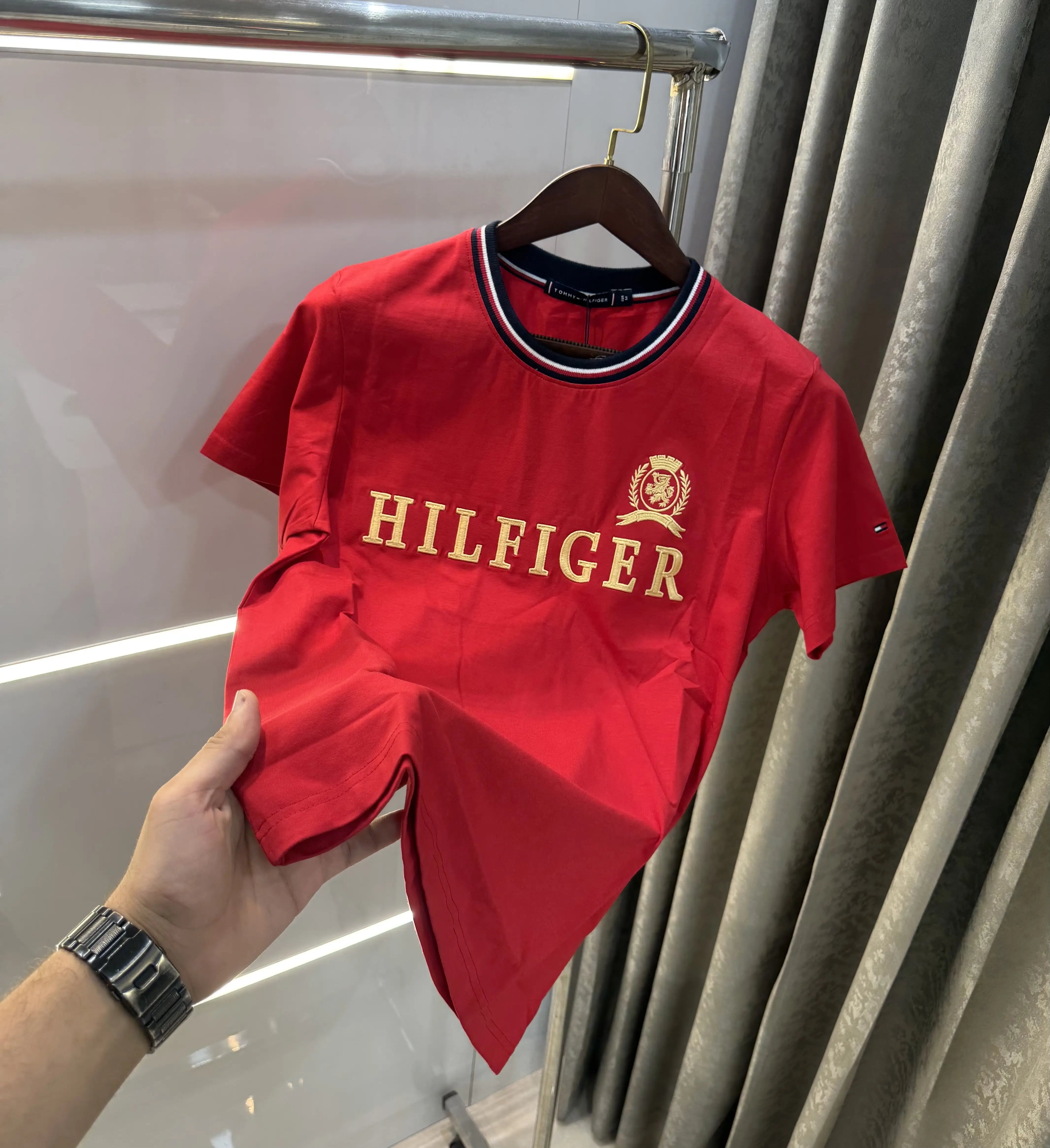 Tommy Hilfiger Red Premium Classic T-Shirt Main image