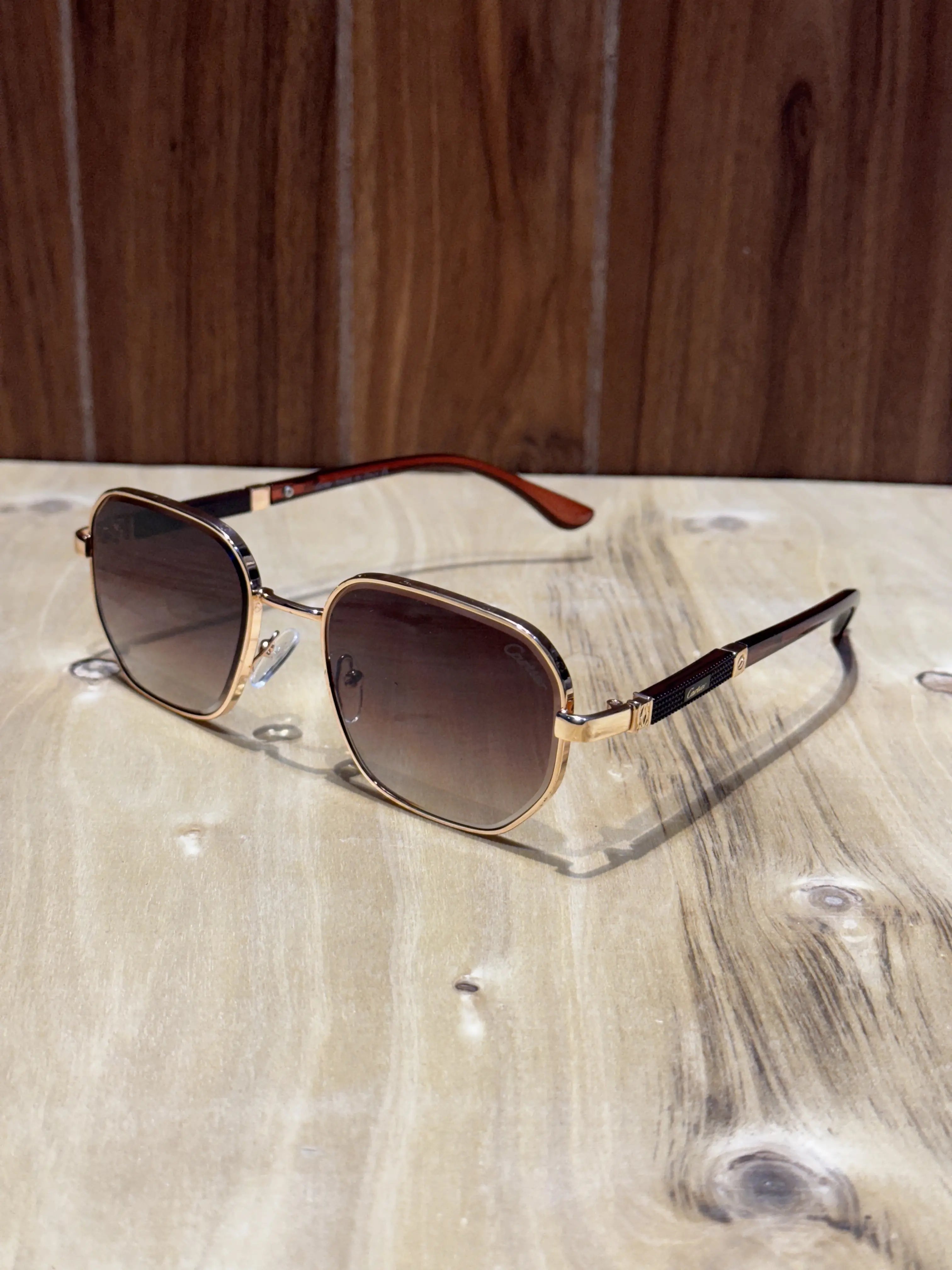 Cartie r Gold Brown Premium Shades 630
