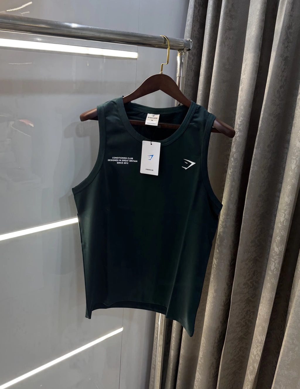Gym Shark Bottle Green Embroidery Logo Premium Sando