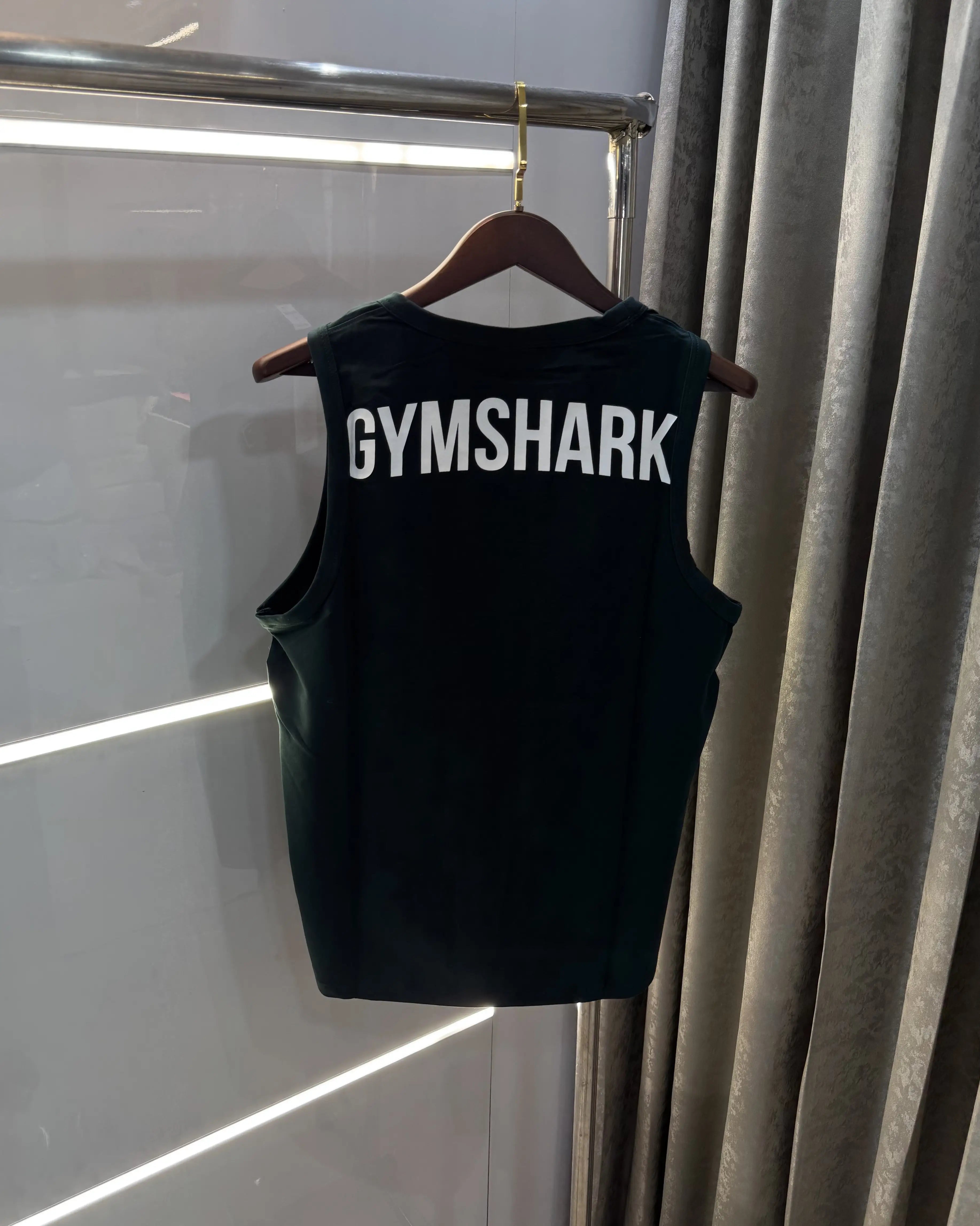 Gym Shark Bottle Green Embroidery Logo Premium Sando