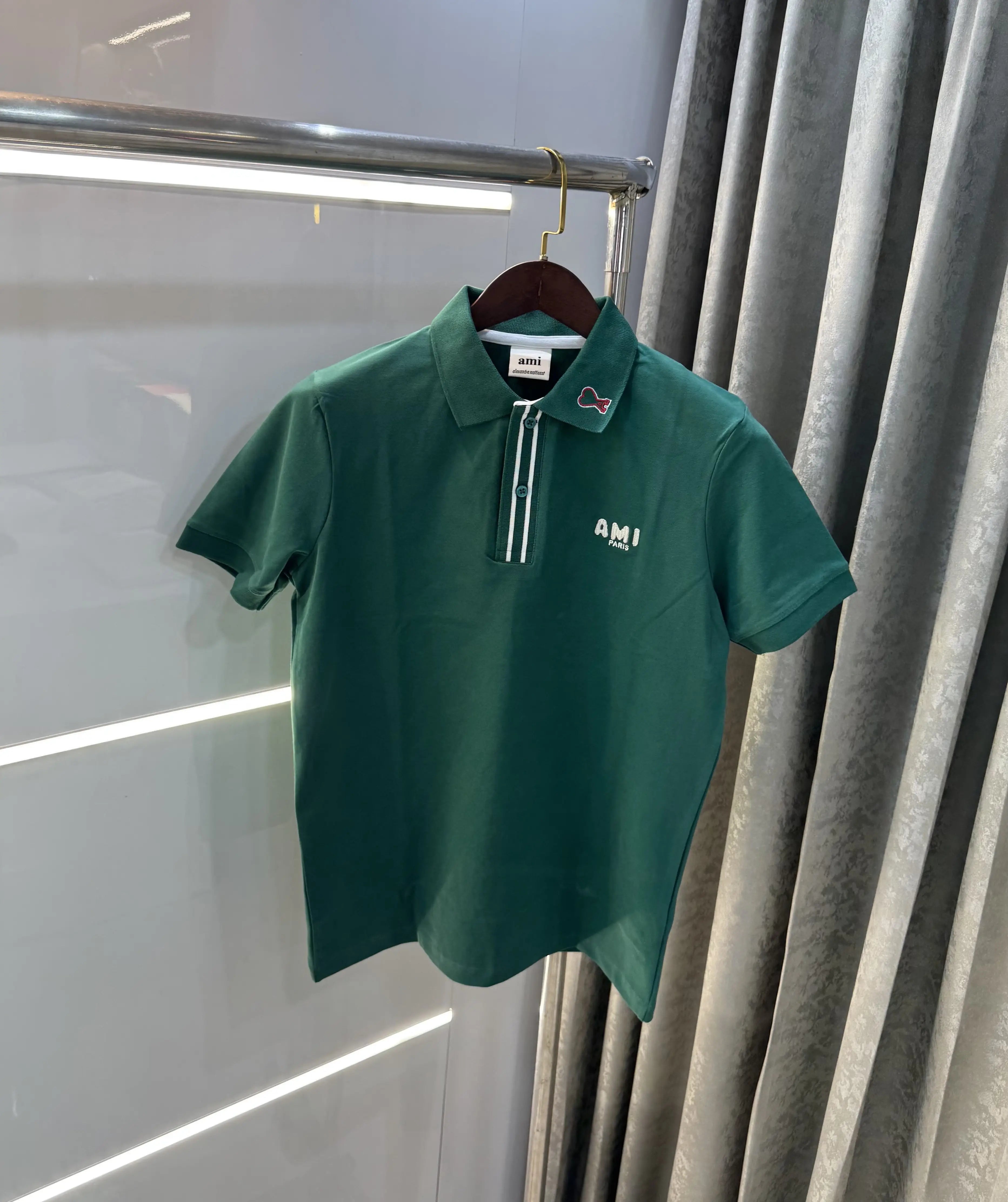 Ami Paris Green Premium Polo T-Shirt Secondary image
