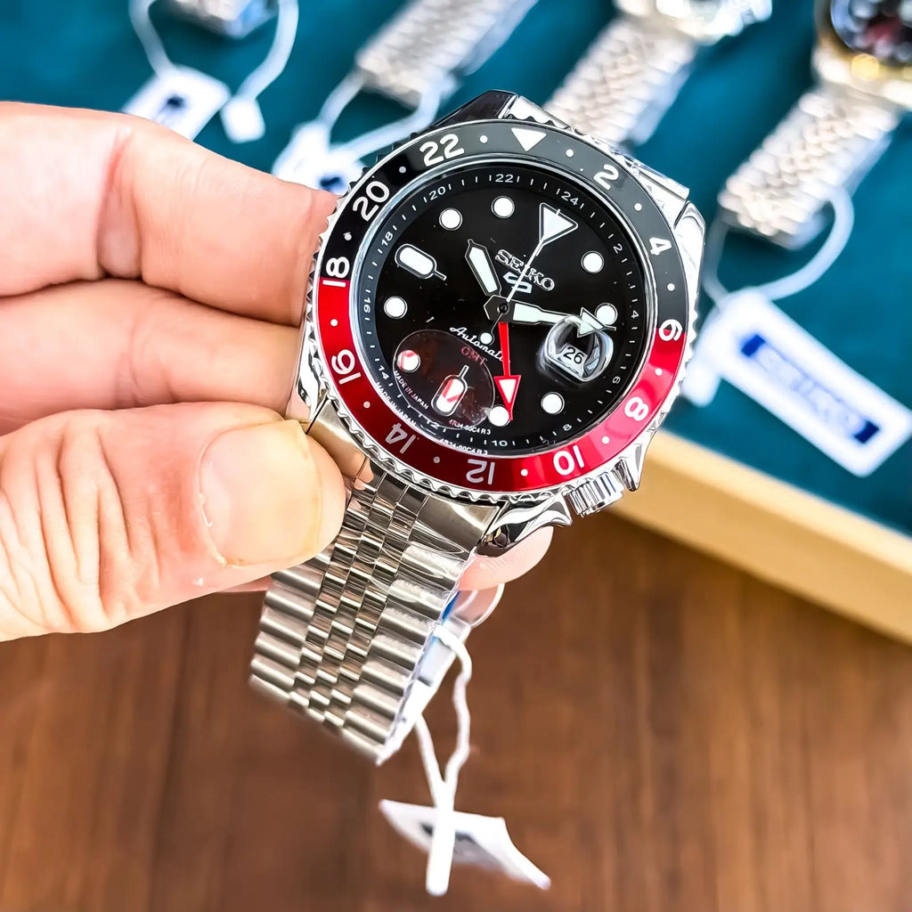 SEIKO_GMT_SILVER