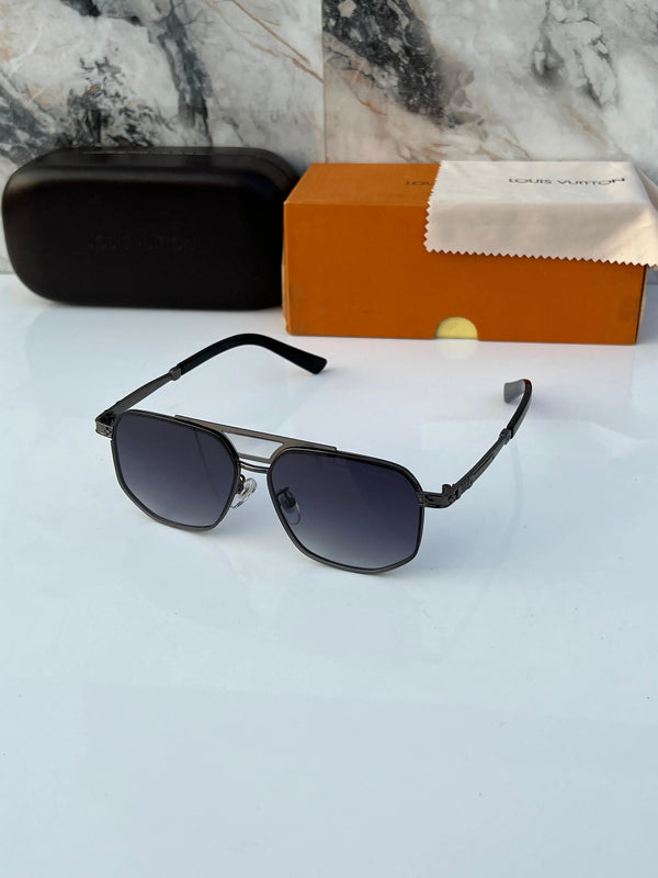 Louis_vuitton_2593_green_shaded
