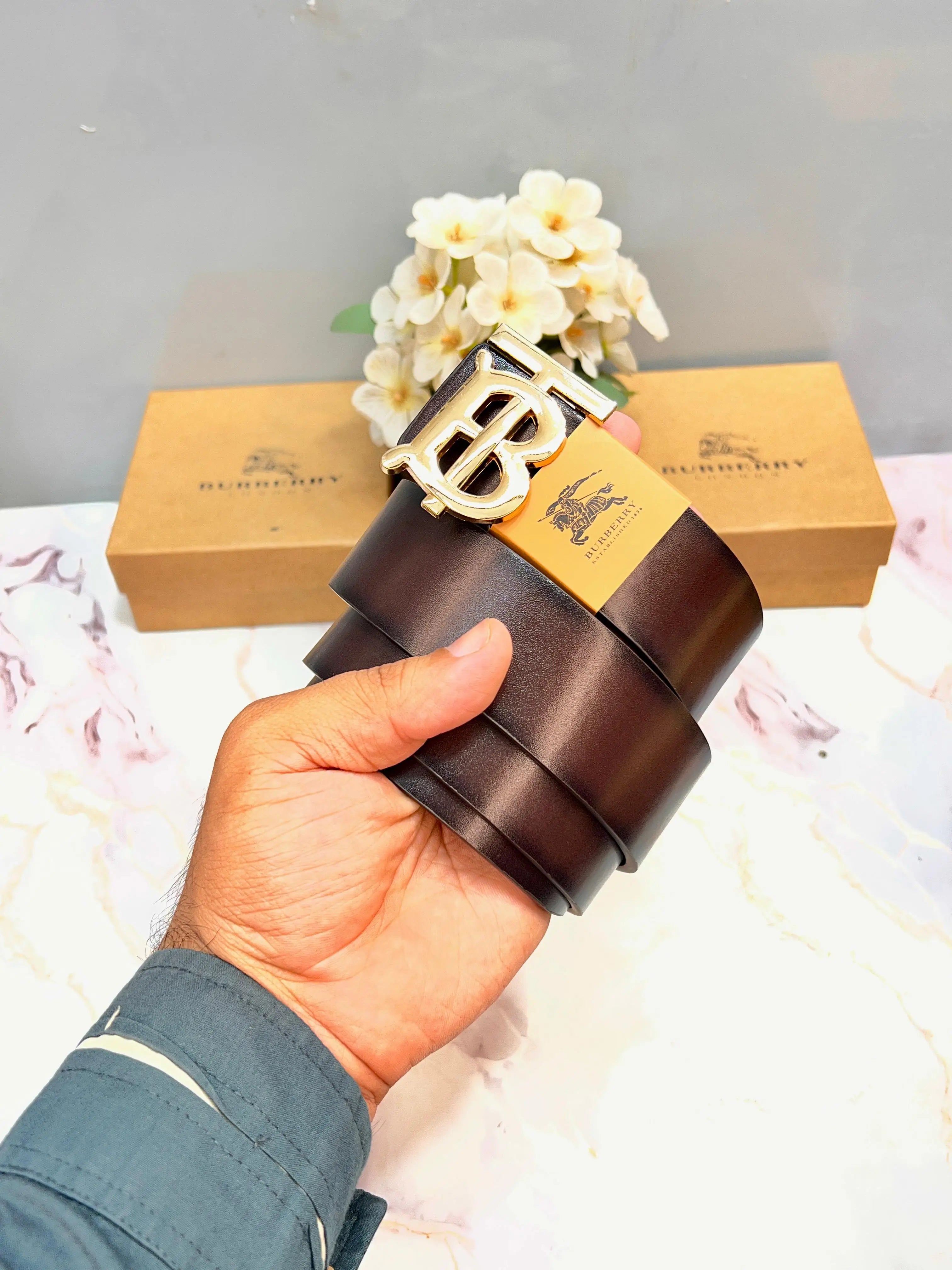 BB BURBERRY PREMIUM QUALITY IMP LEATHER BELT WITH OG BOX BB-611 Main image