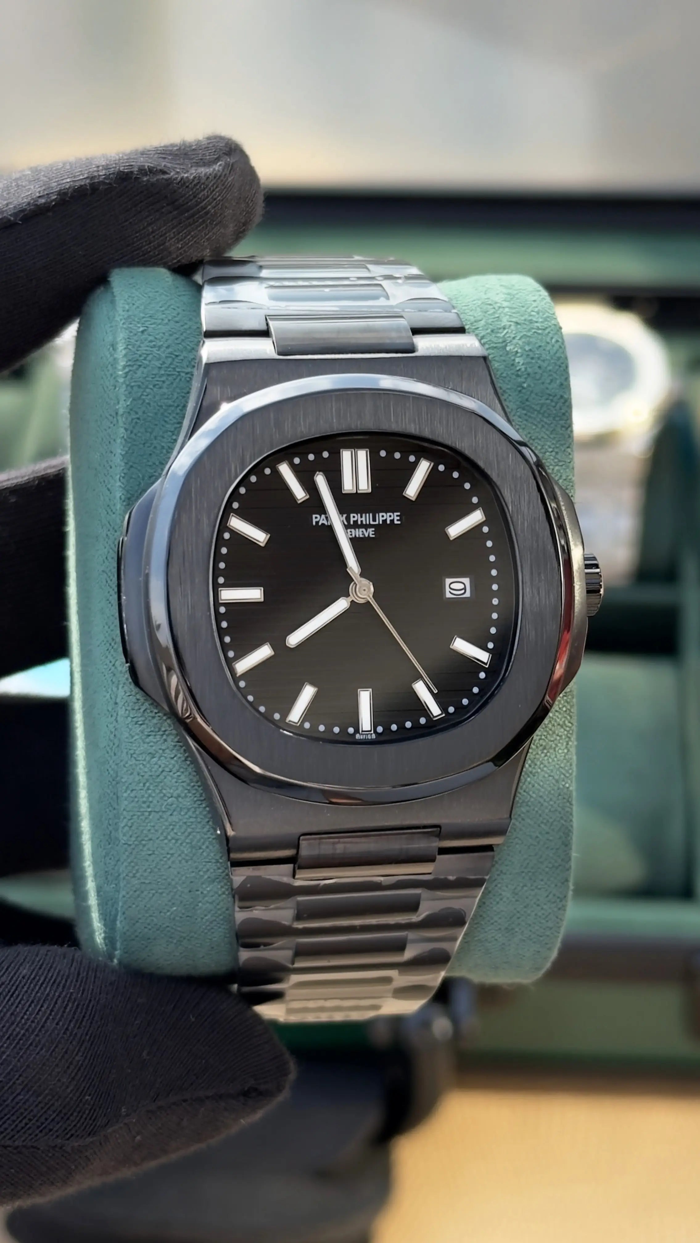 Patek Phillip Nautilus Main image