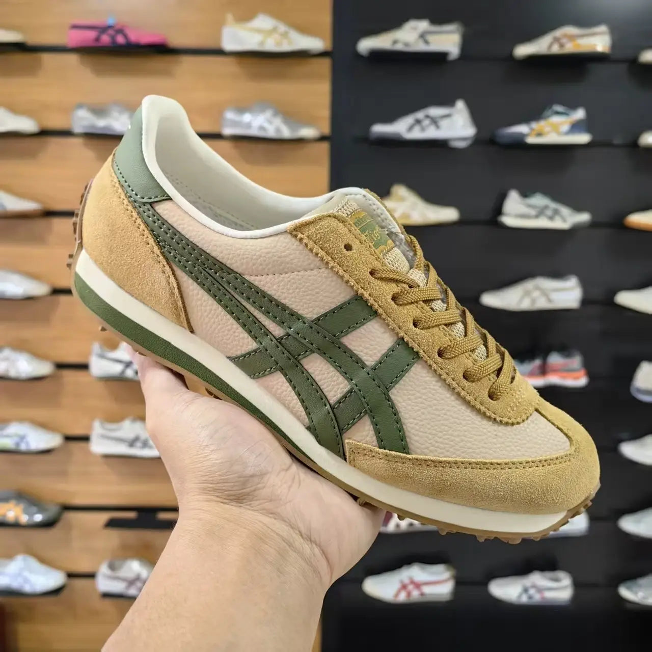 Onitsuka Tiger EDR 78 Beige  Mens 7A Premium Sneakers (D-2029)