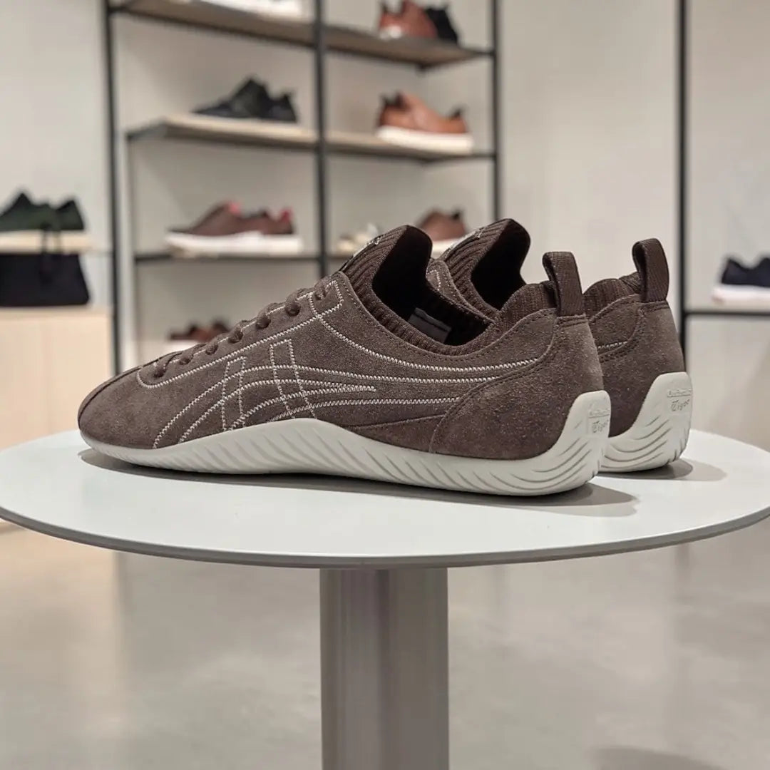 Onitsuka Tiger Sclaw Low Licorice Brown  Mens 7A Premium Sneakers D-2027