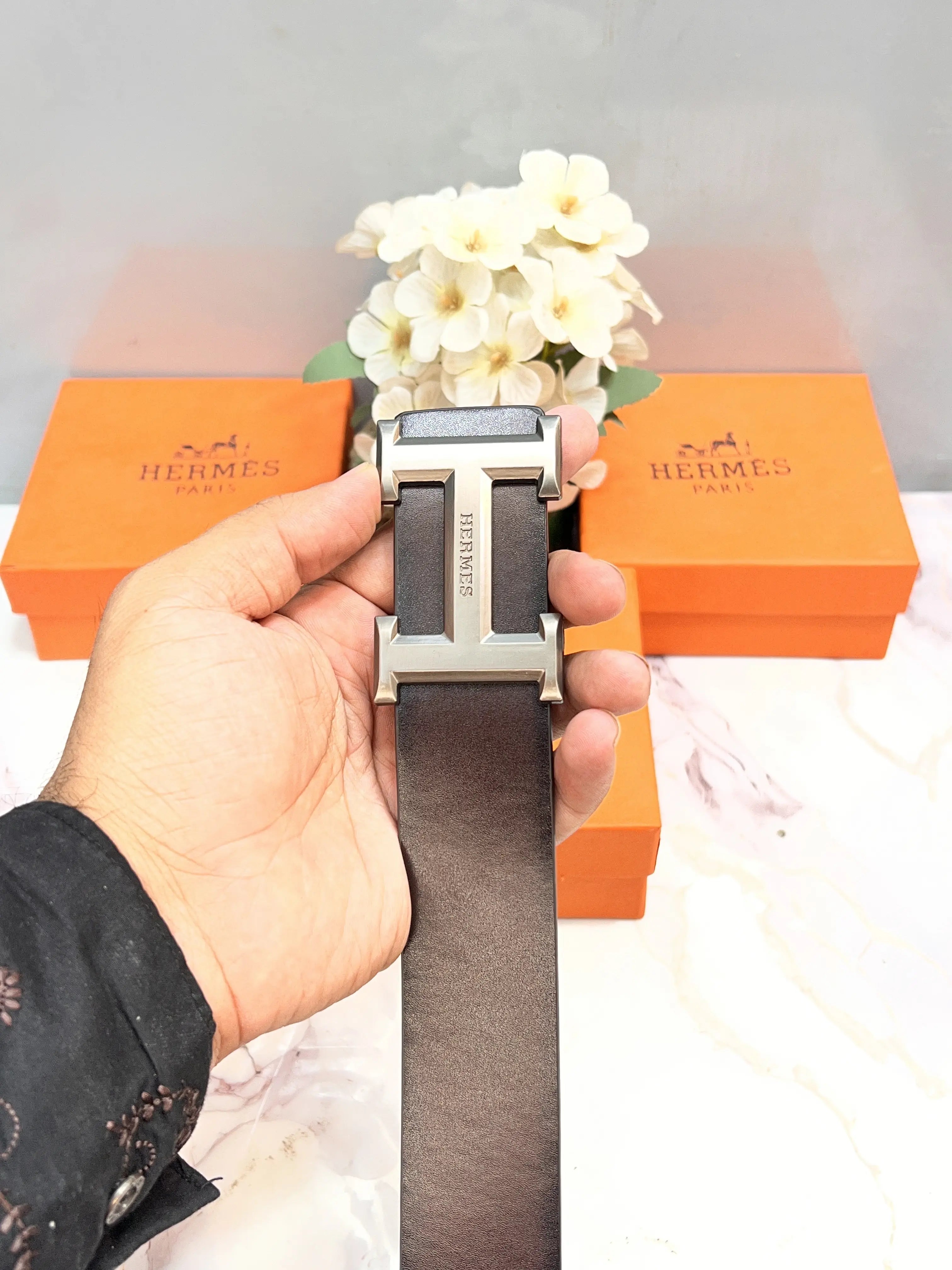 HERMES PREMIUM QUALITY IMPORTED LEATHER BELT WITH OG BOX H-409 Secondary image